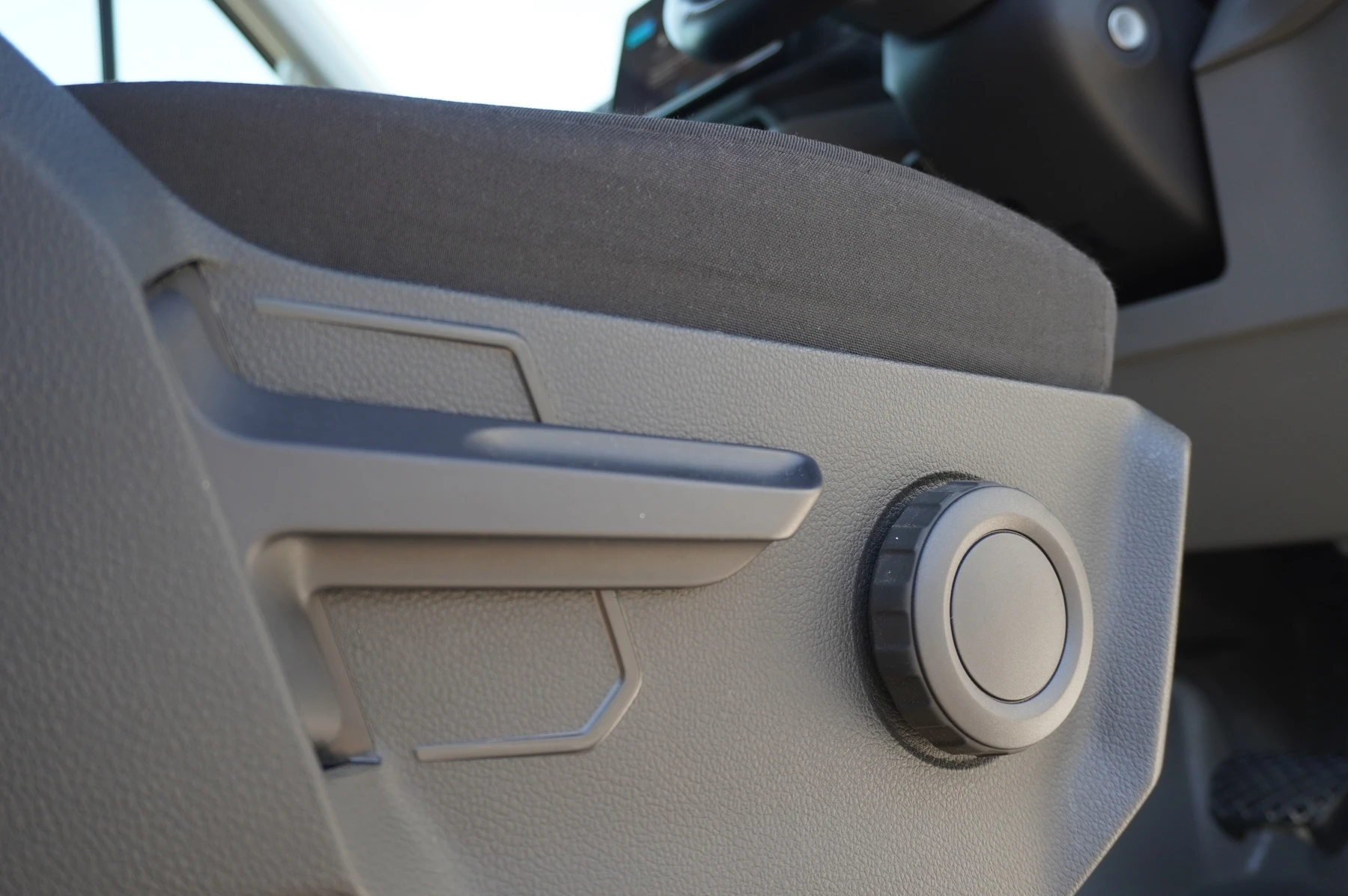 Volkswagen-Crafter-image-43