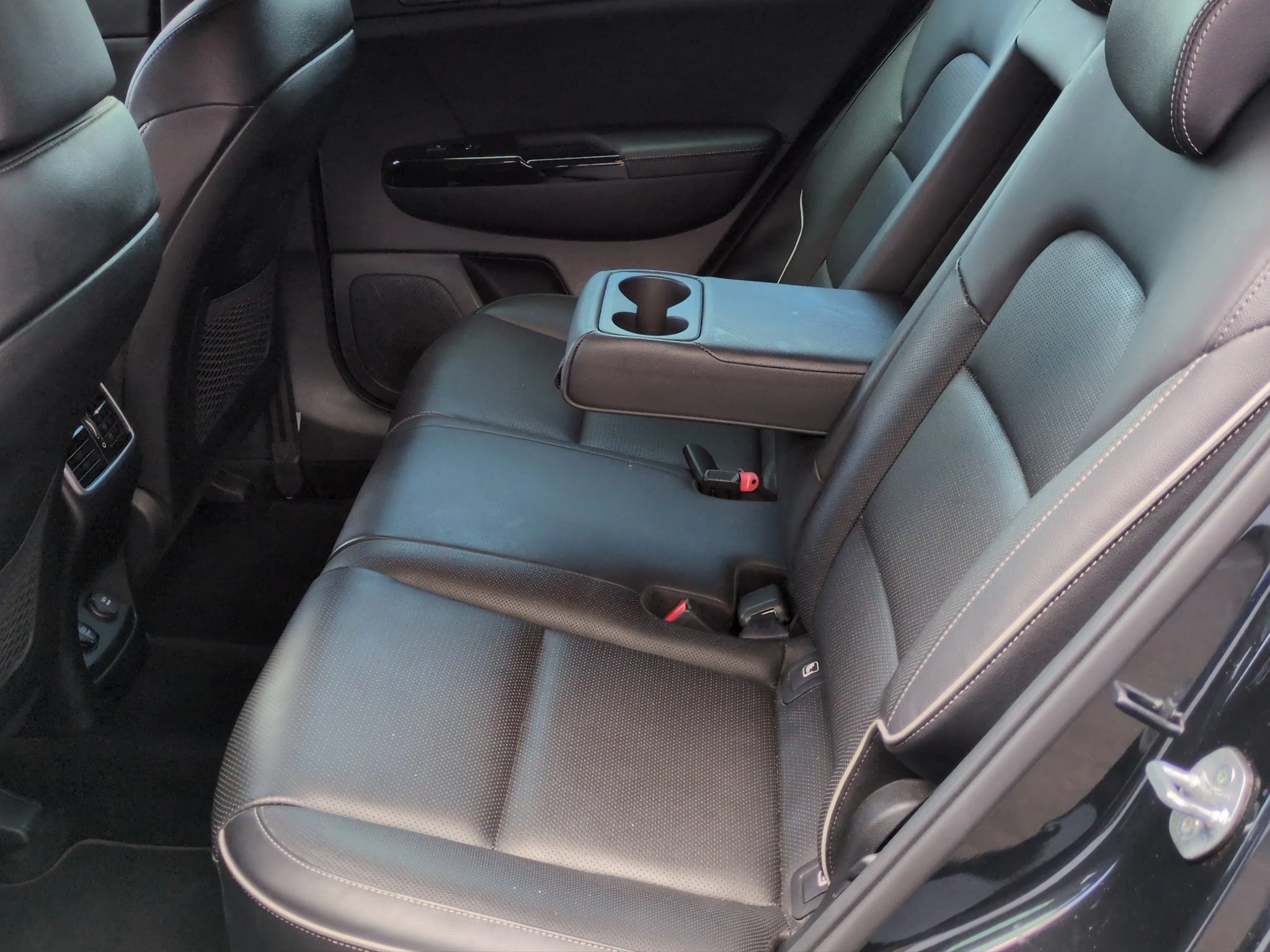 Kia Sportage Black Edition LEDER*SHZ*LRHZ*KLIMAAUT*RFK