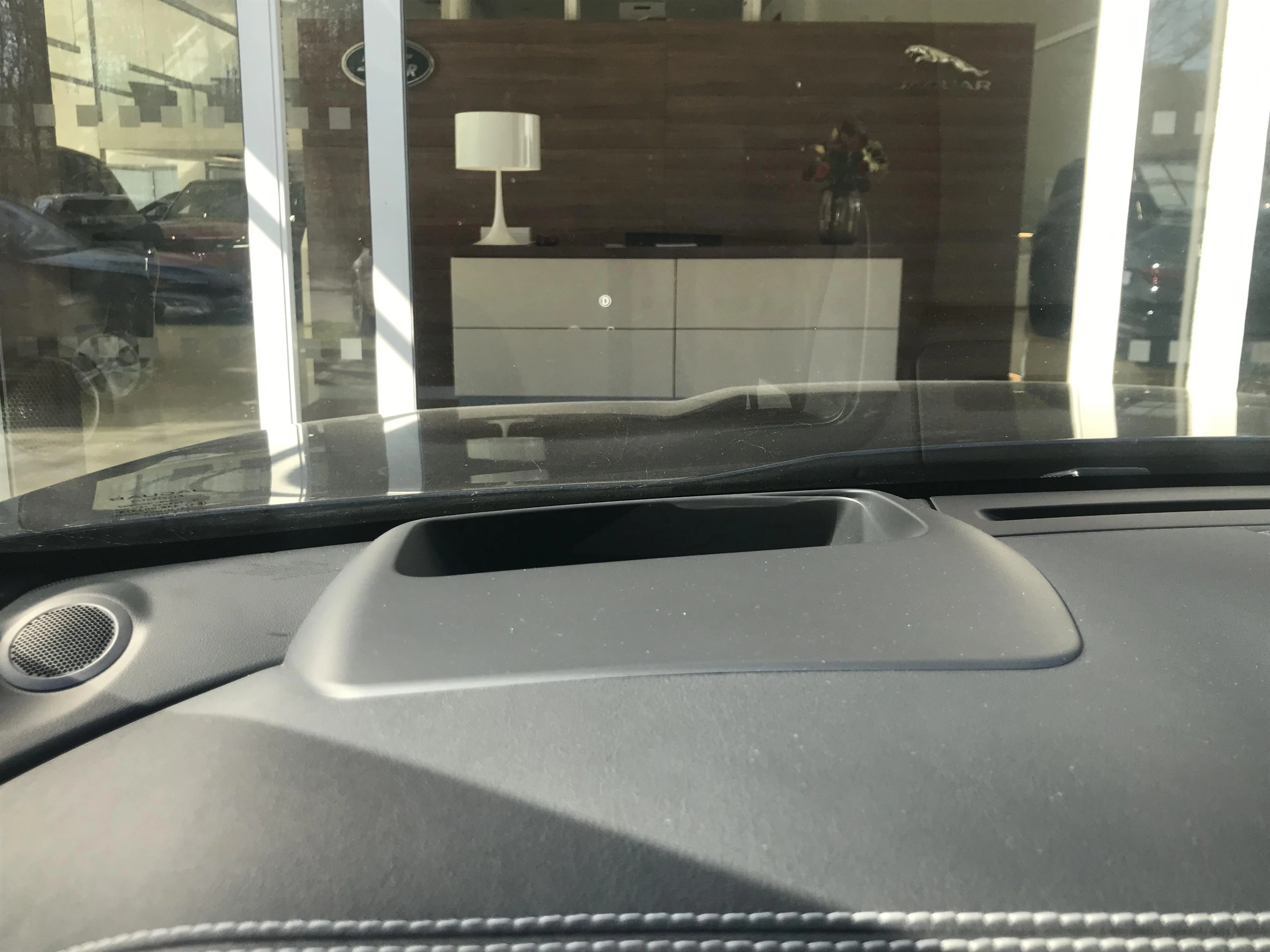 Jaguar-F-PACE-image-10