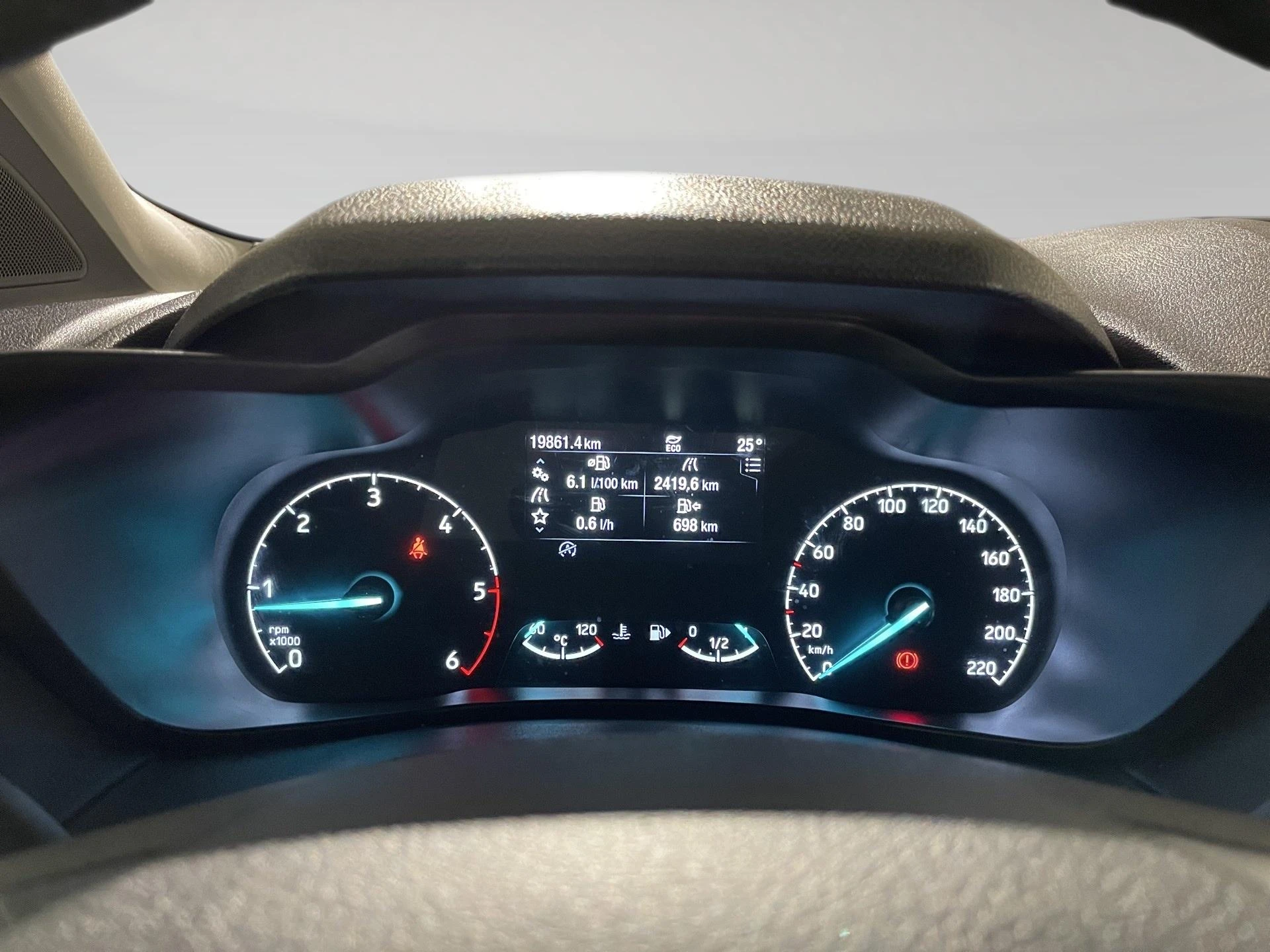 Ford-Transit Connect-image-1