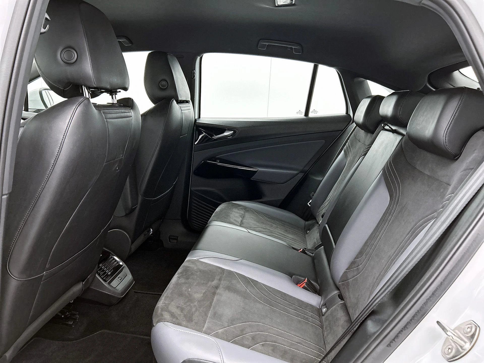 Volkswagen-ID.5-image-26
