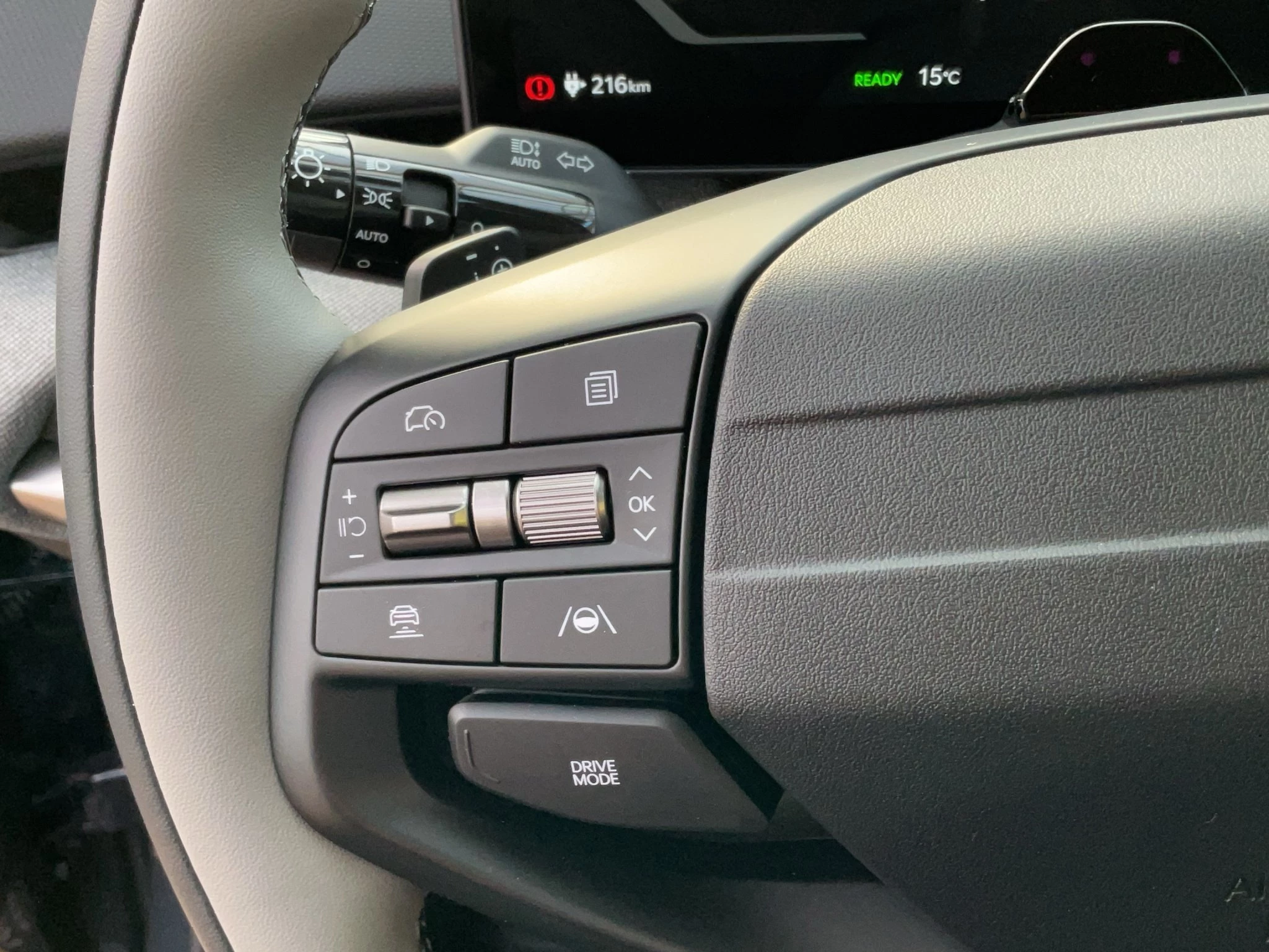 Kia EV4 Hatchback Earth 81 kWh 150 kW Frontantrieb Schräghecklimousine. 5-türig