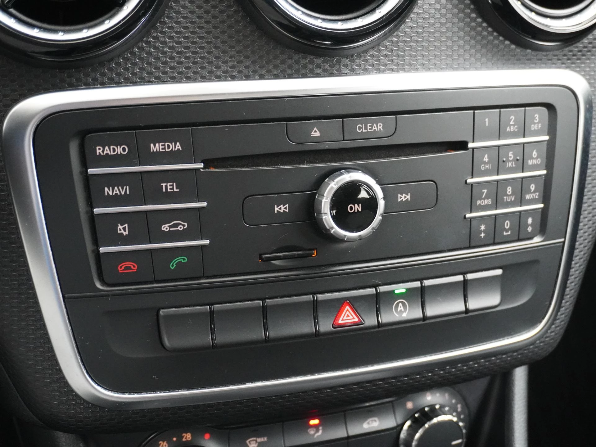 Mercedes-Benz-A-Klasse-image-23