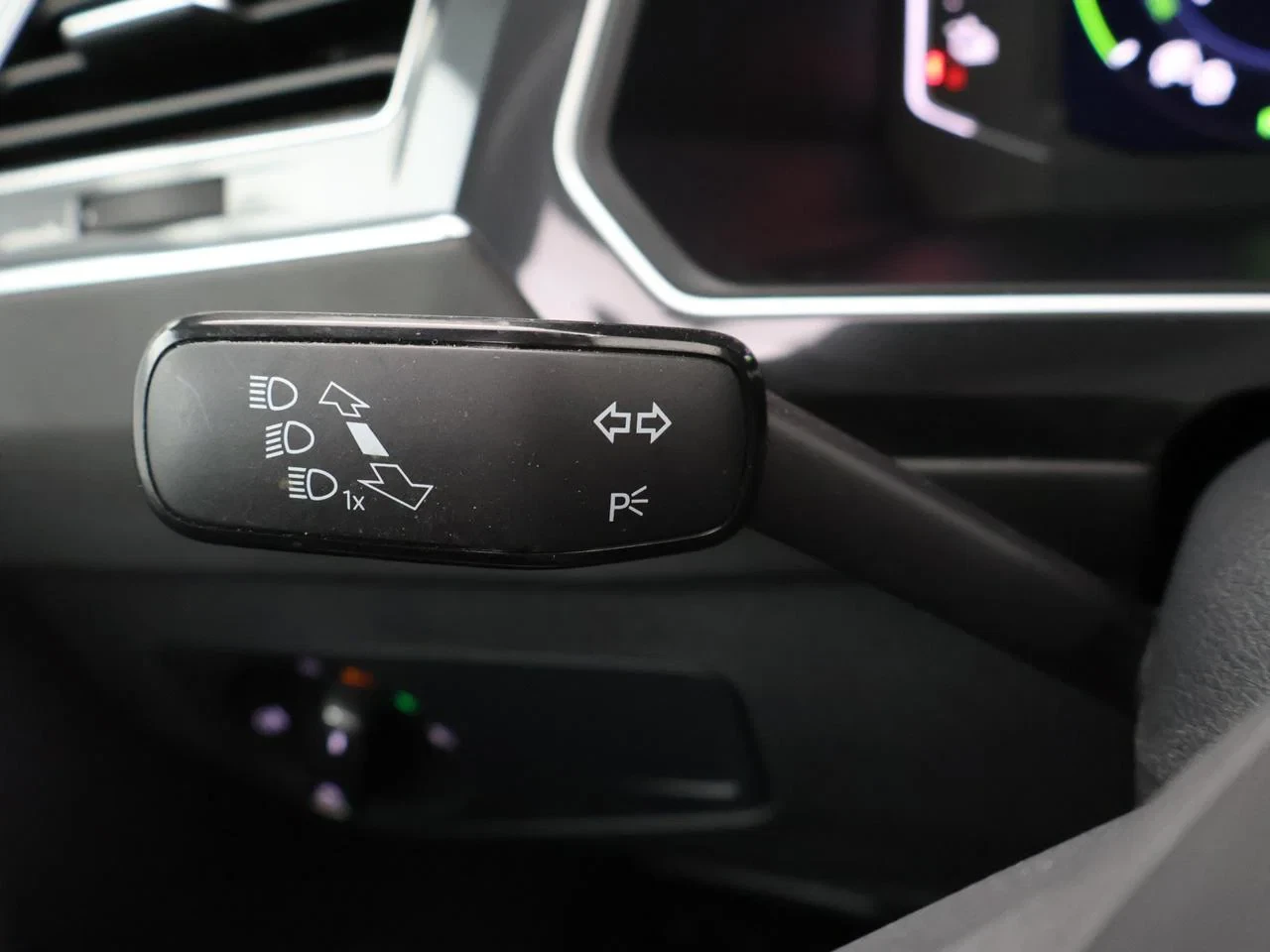 Volkswagen-Tiguan-image-22