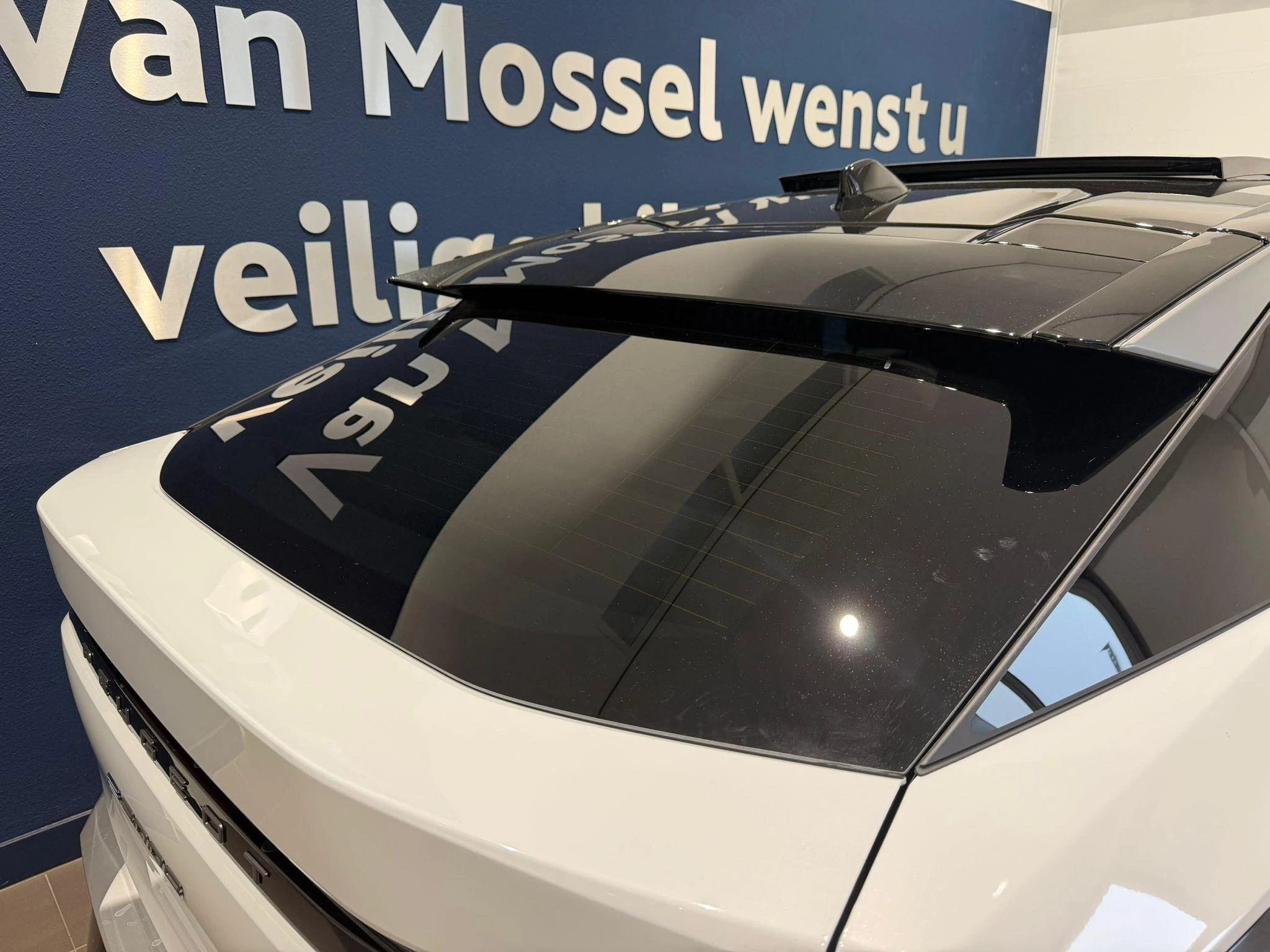 Peugeot-e-3008-image-30