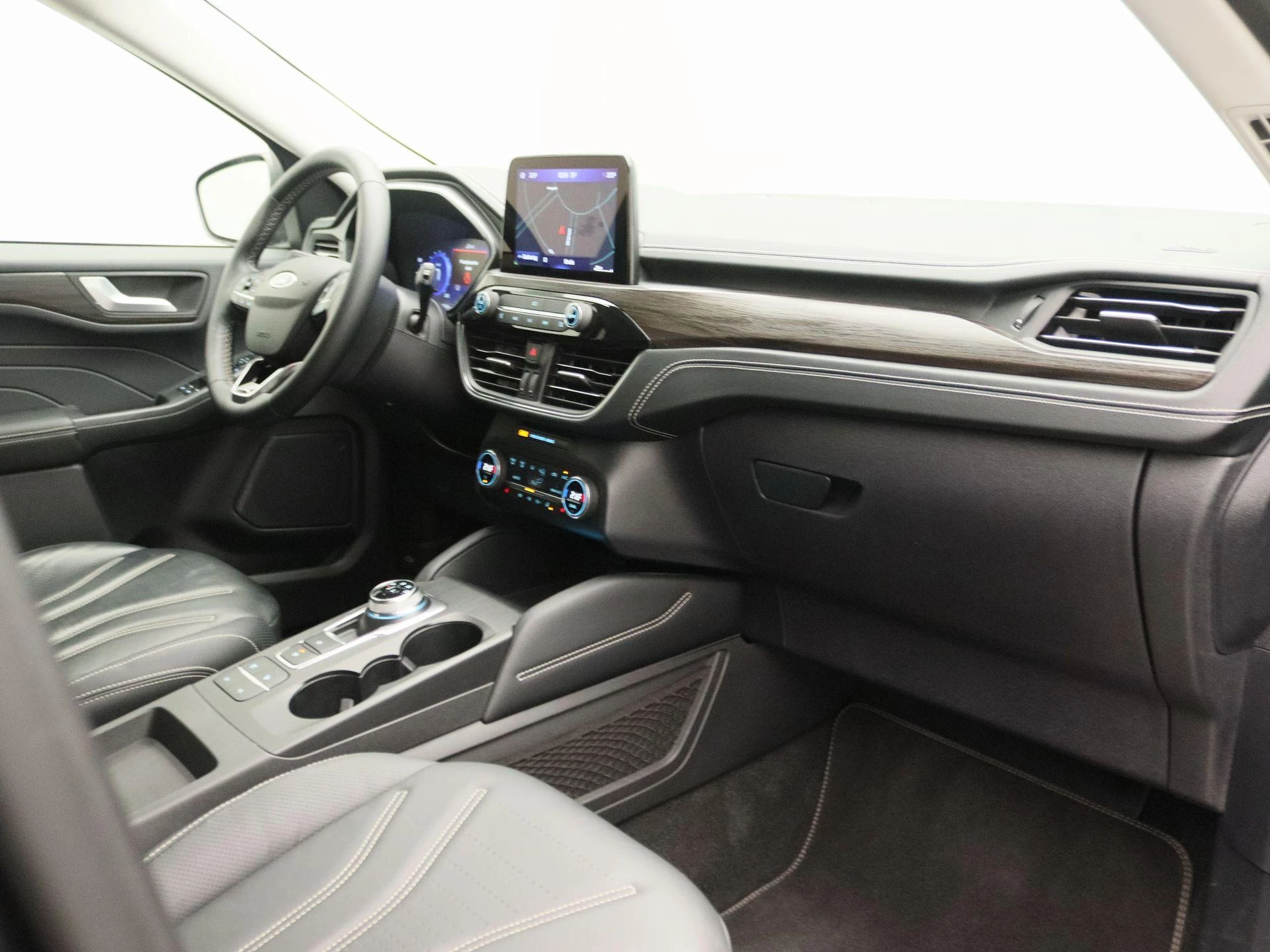 Ford-Kuga-image-24