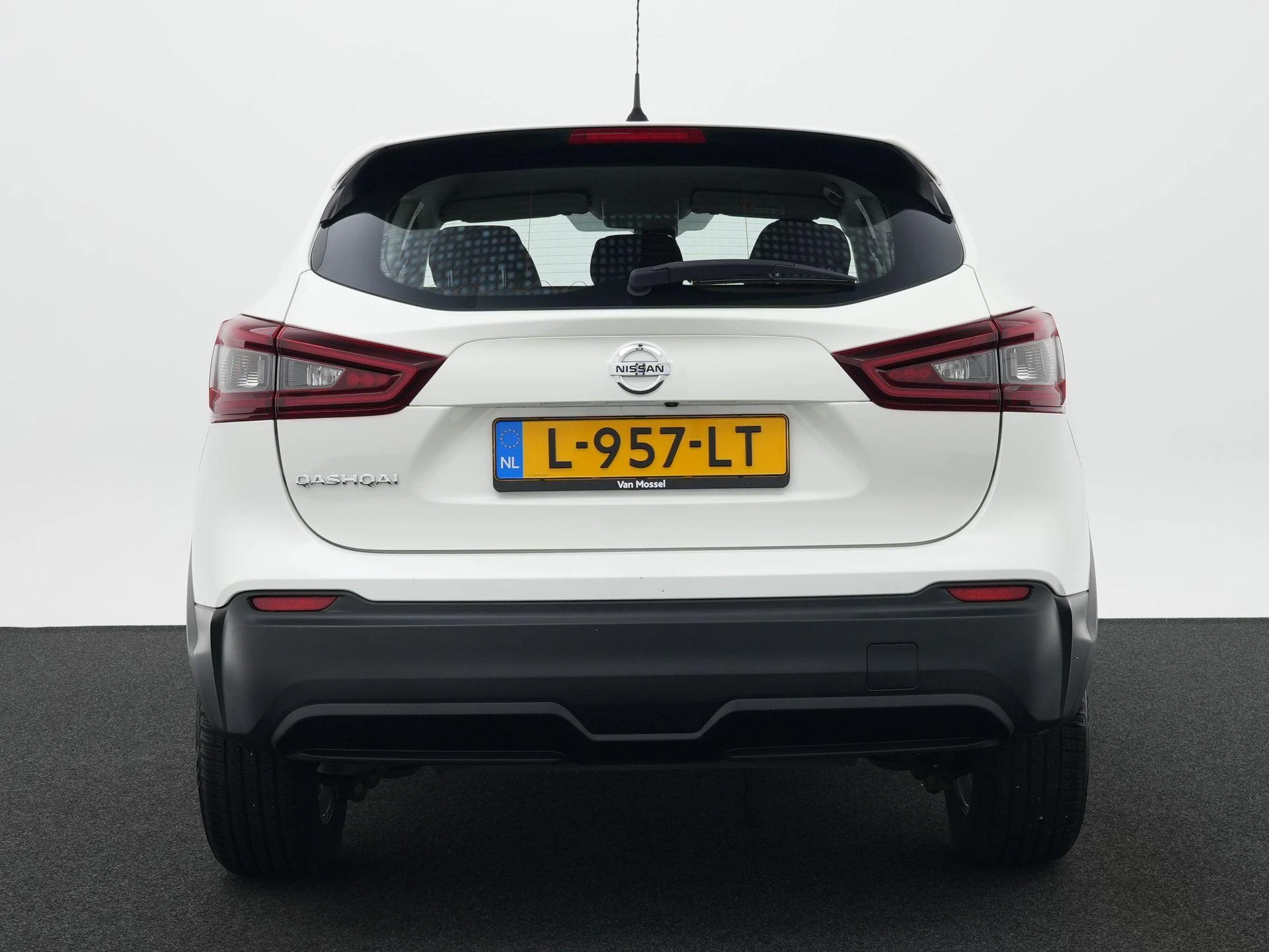 Nissan-QASHQAI-image-5