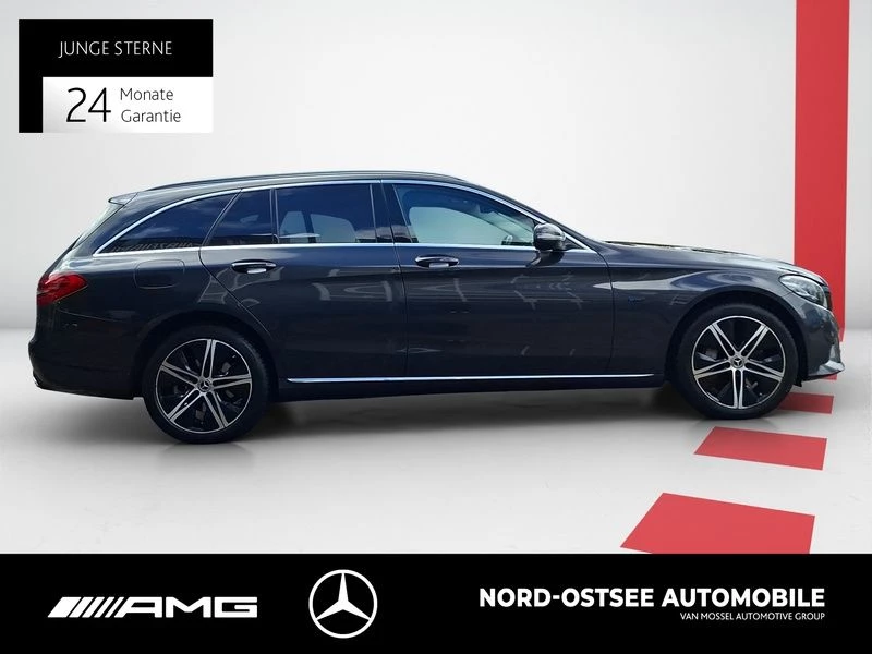 Mercedes-Benz C-Klasse 300 de T AVANTGARDE PANO LED KAMERA SHZ PDC AVANTGARDE