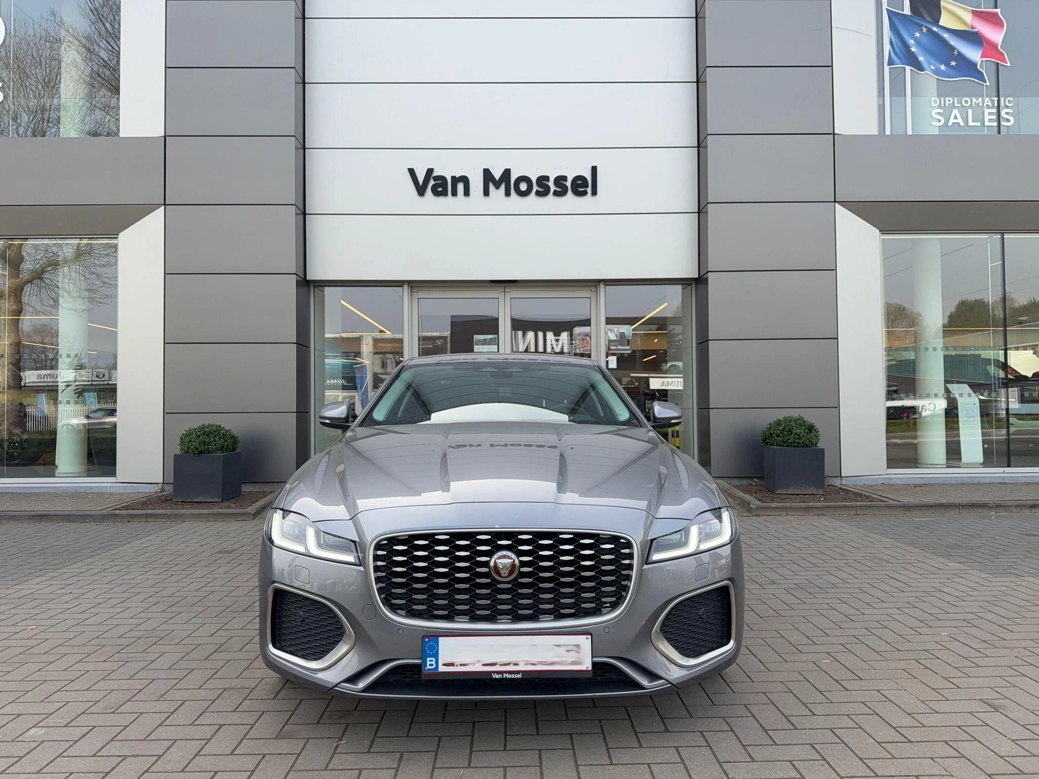 Jaguar XF D200 AWD SE