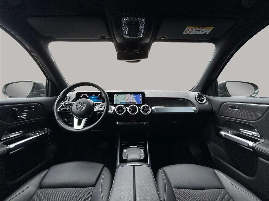 Mercedes-Benz-EQB-image-21
