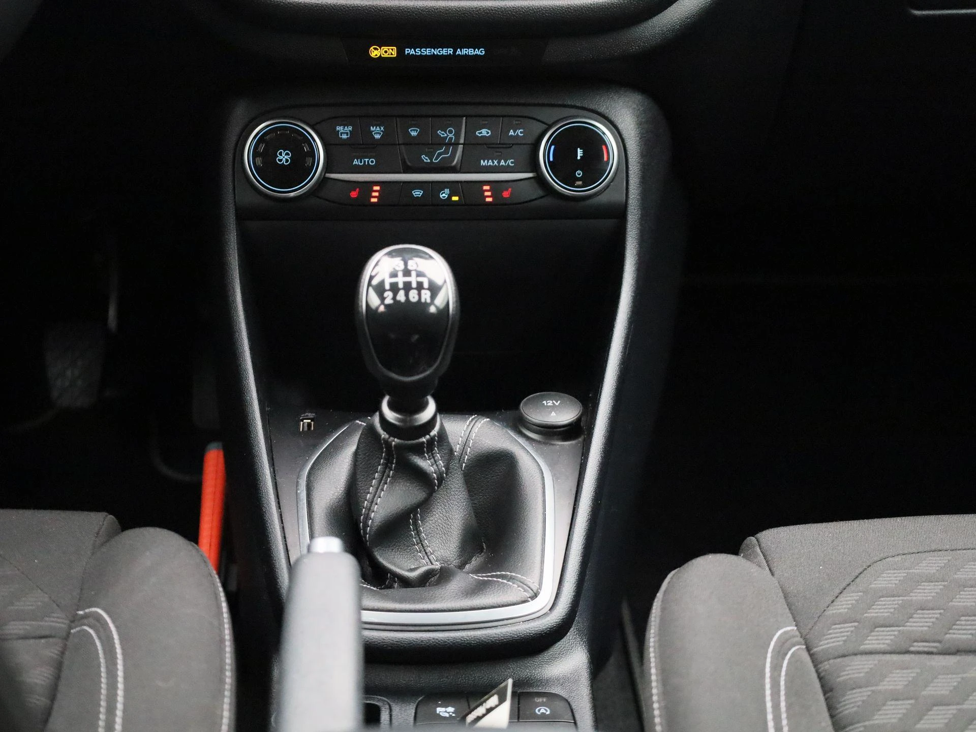 Ford Fiesta - 10