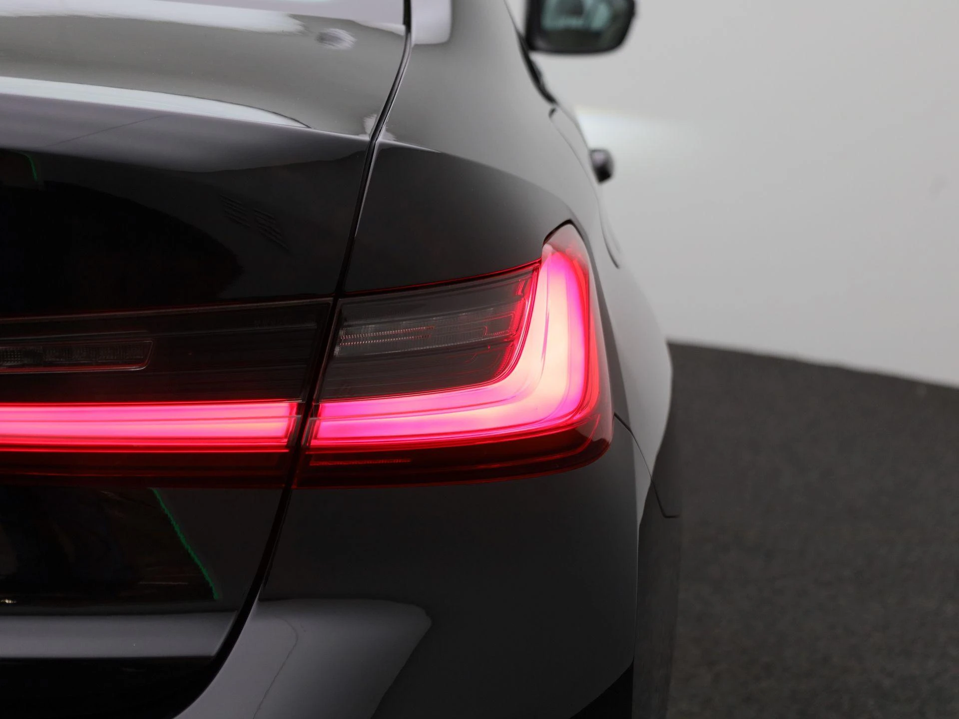 BMW-3 Serie-image-39