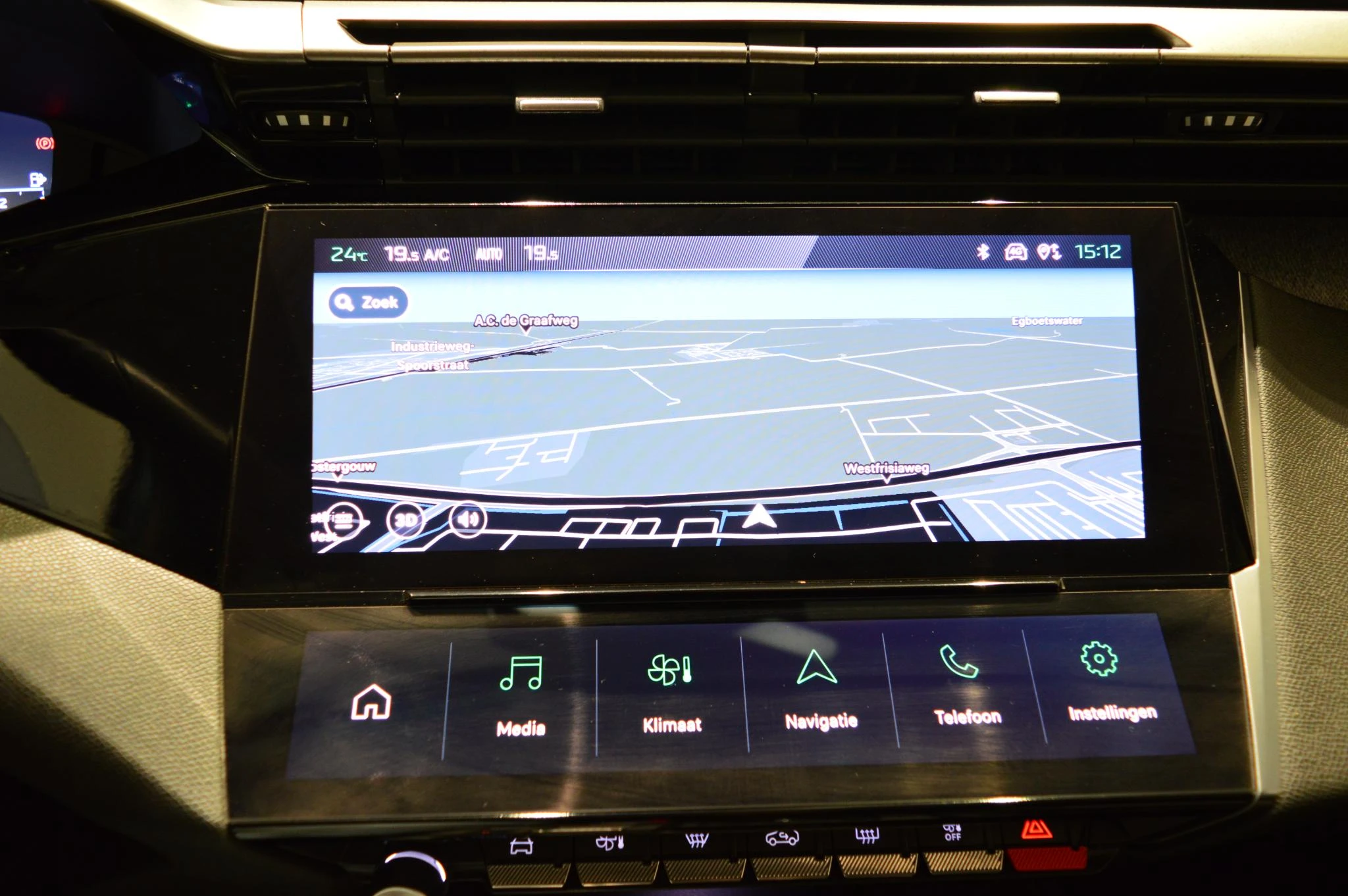 Peugeot-308-image-16