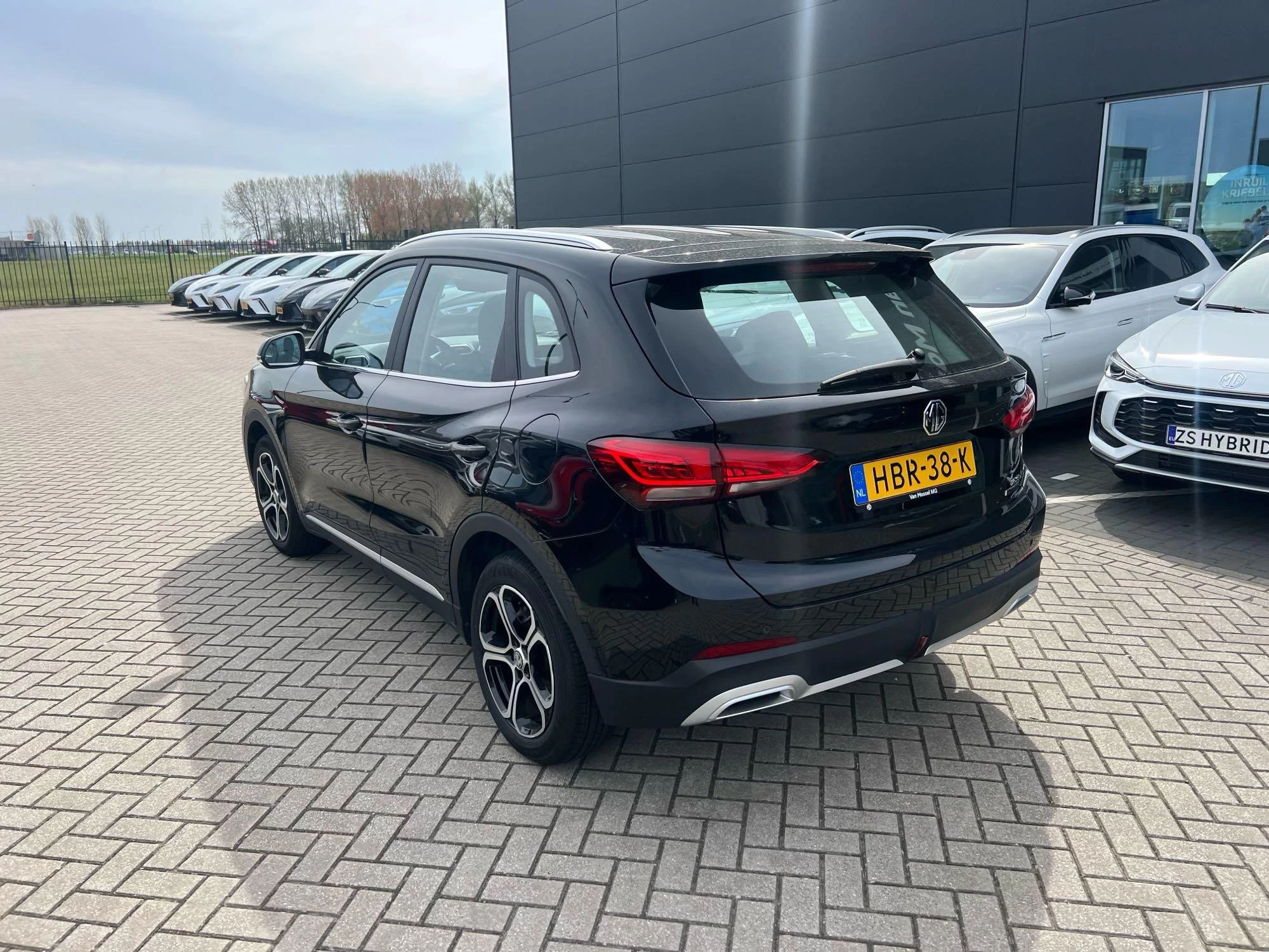 MG ZS