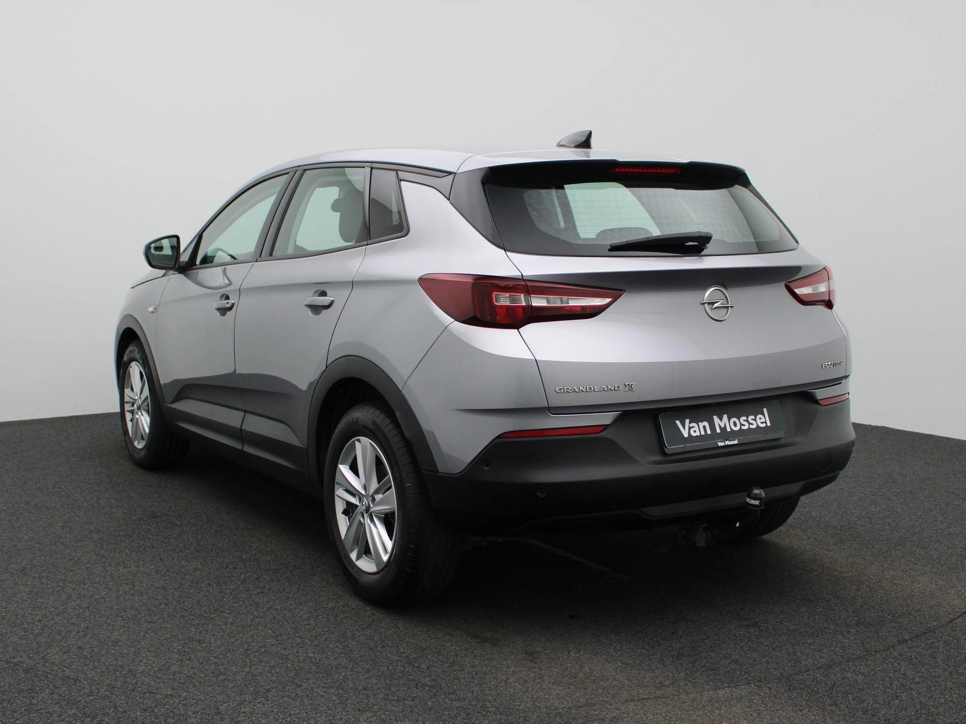 Opel-Grandland X-image-1