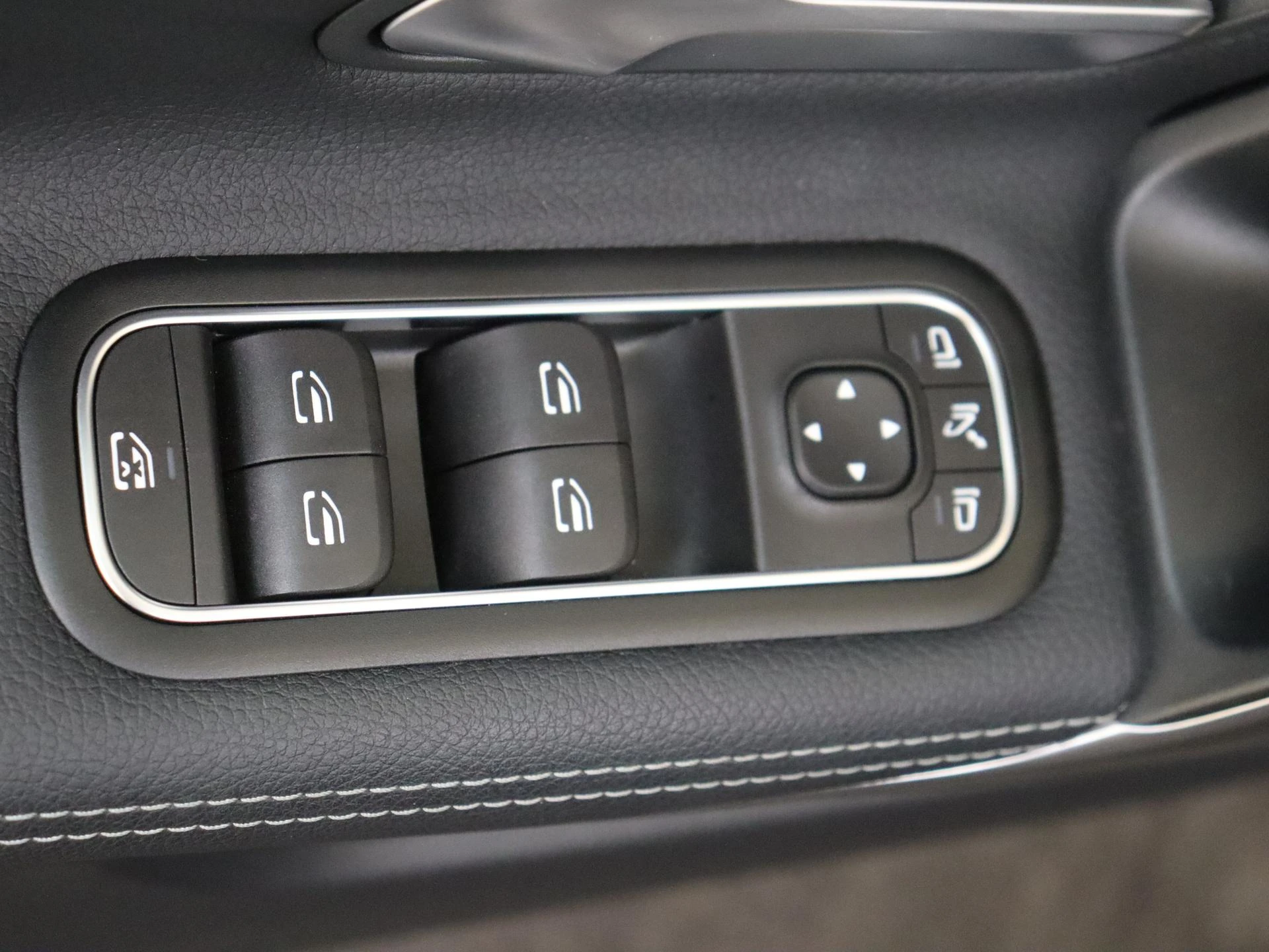 Mercedes-Benz-A-Klasse-image-26
