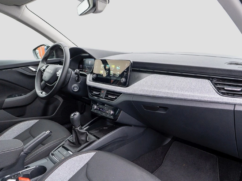 Škoda Scala 1.0 TSI Selection Smart Link, Rear View