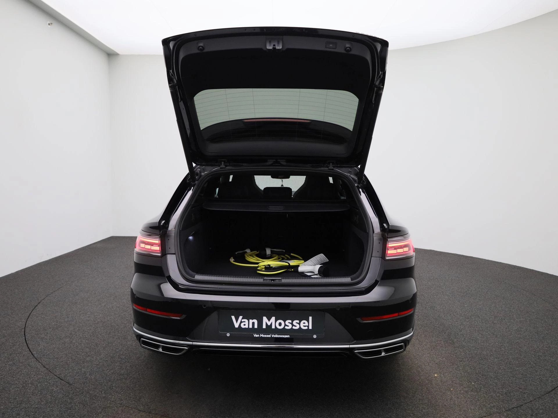 Volkswagen-Arteon-image-10