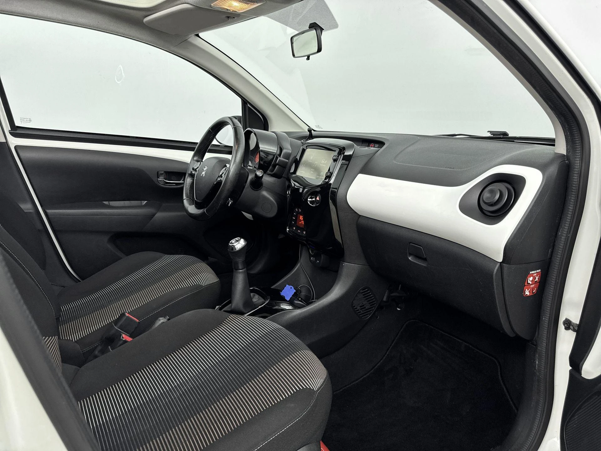 Peugeot-108-image-16