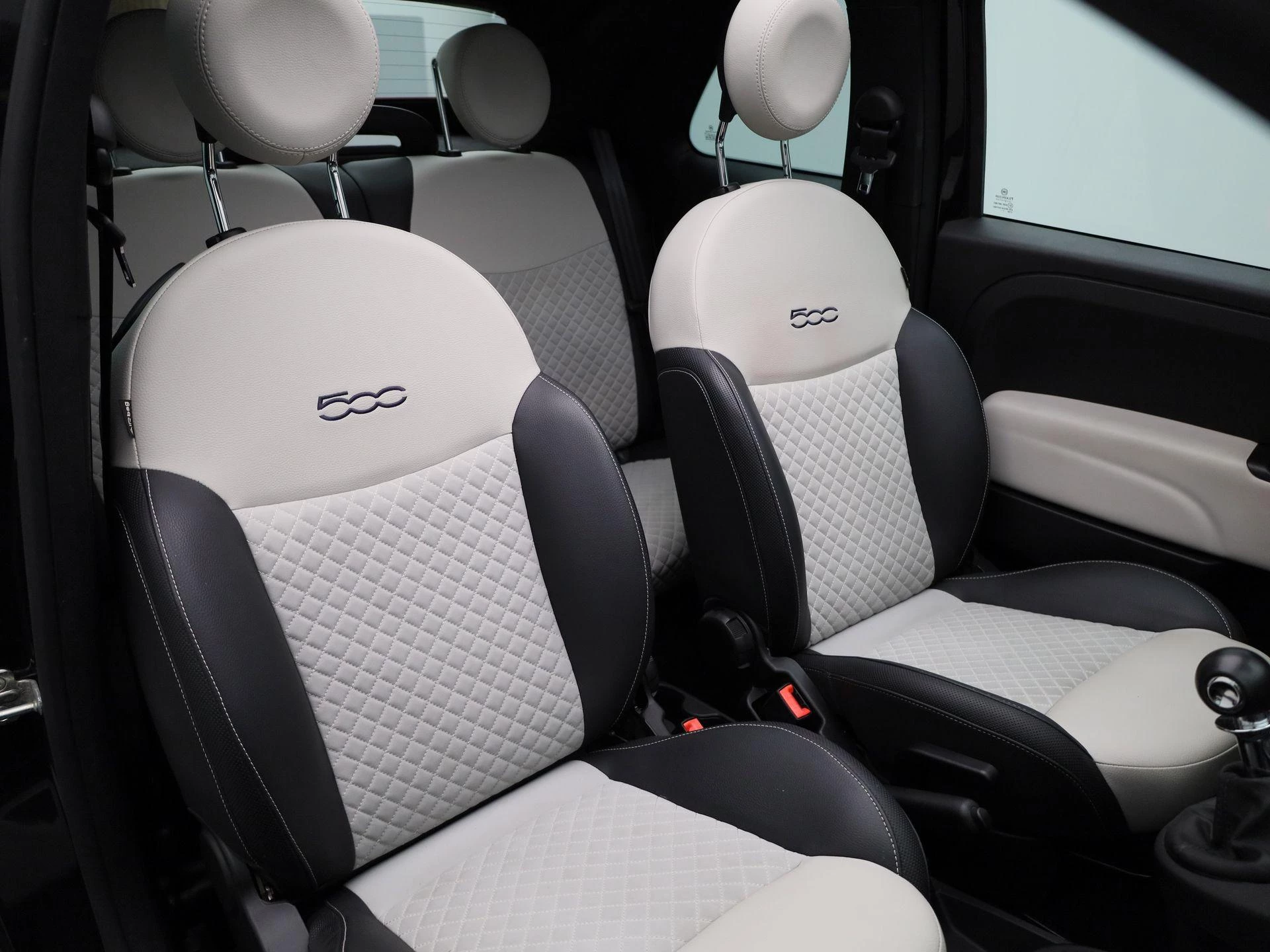Fiat 500C 1.0 Hybrid Dolcevita