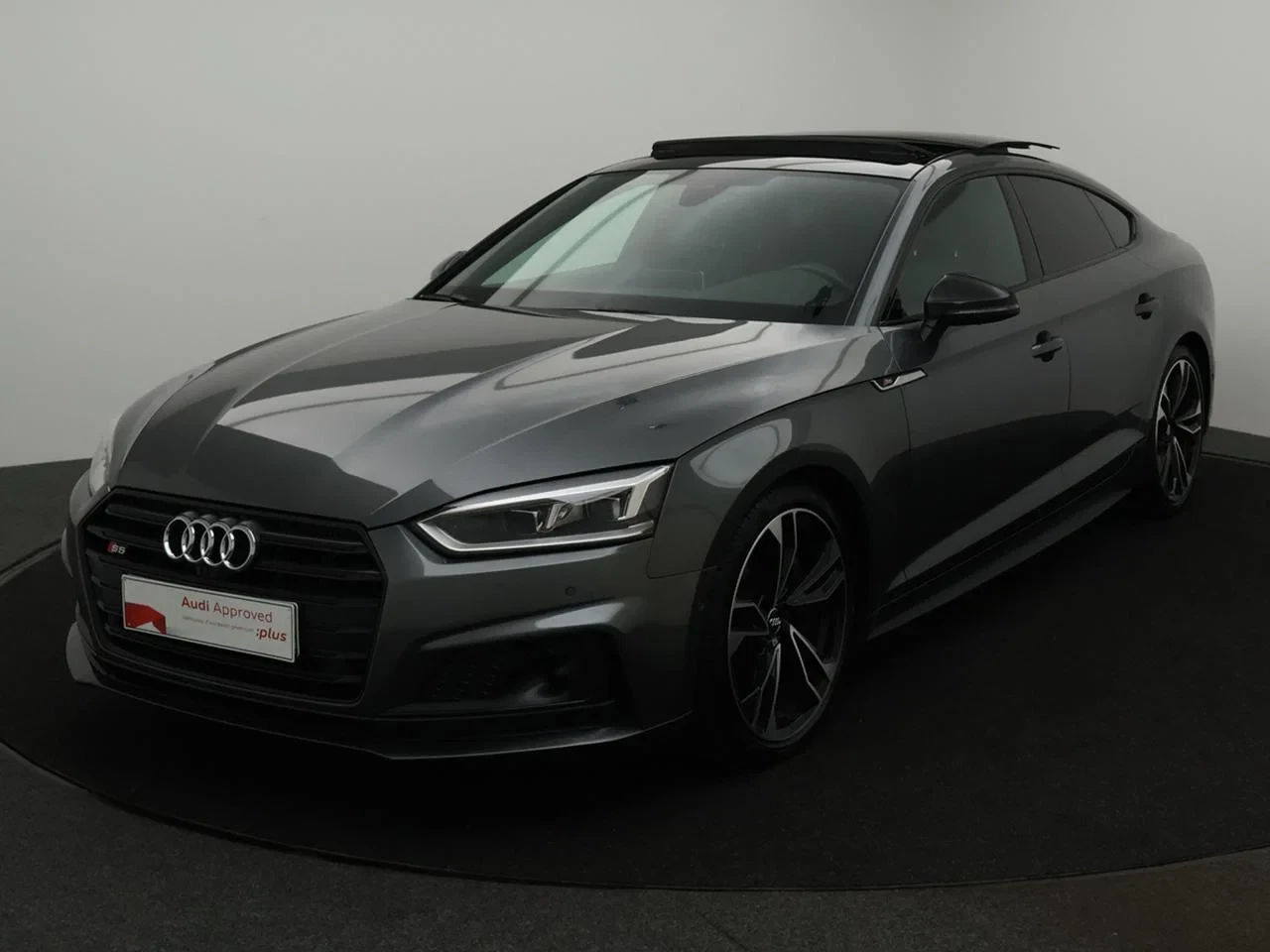 Audi-S5-image-0