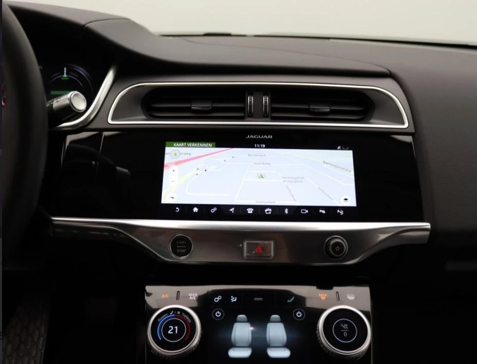 Jaguar-I-PACE-image-13