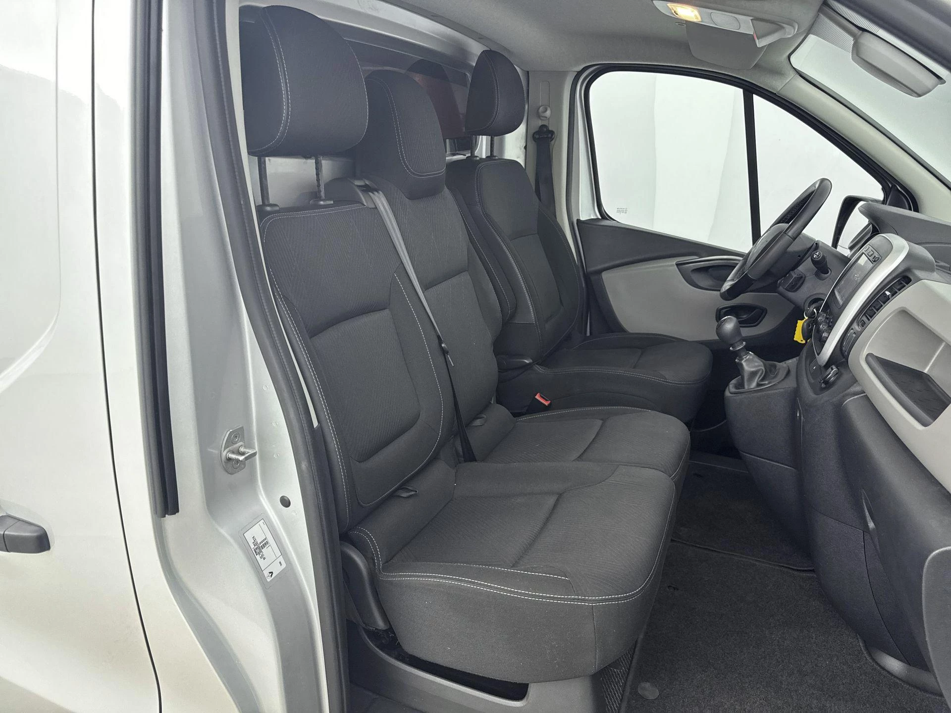 Renault Trafic 1.6 dCi 120 Pk T29 L2H1 Luxe