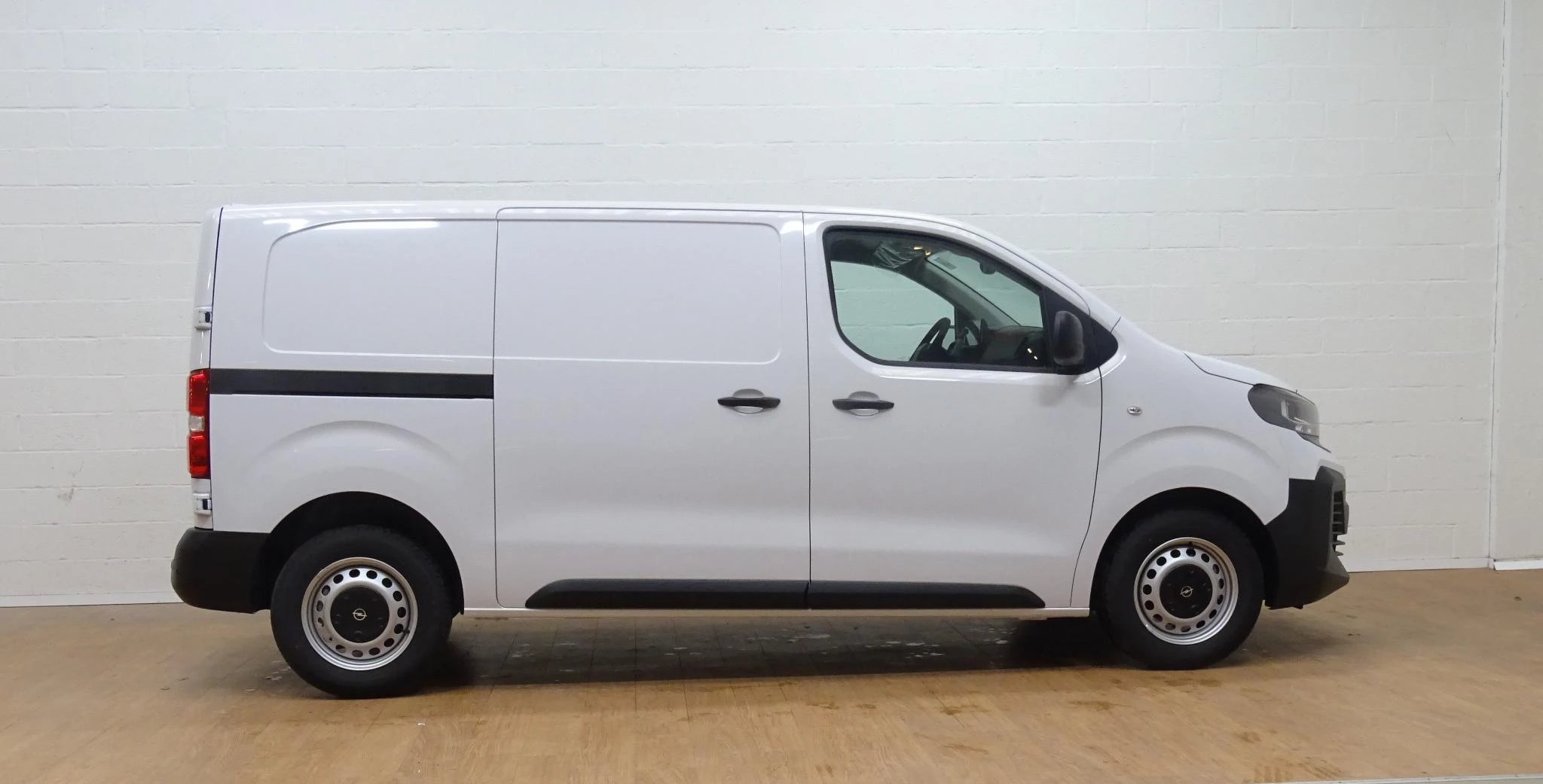 Opel-Vivaro-image-5