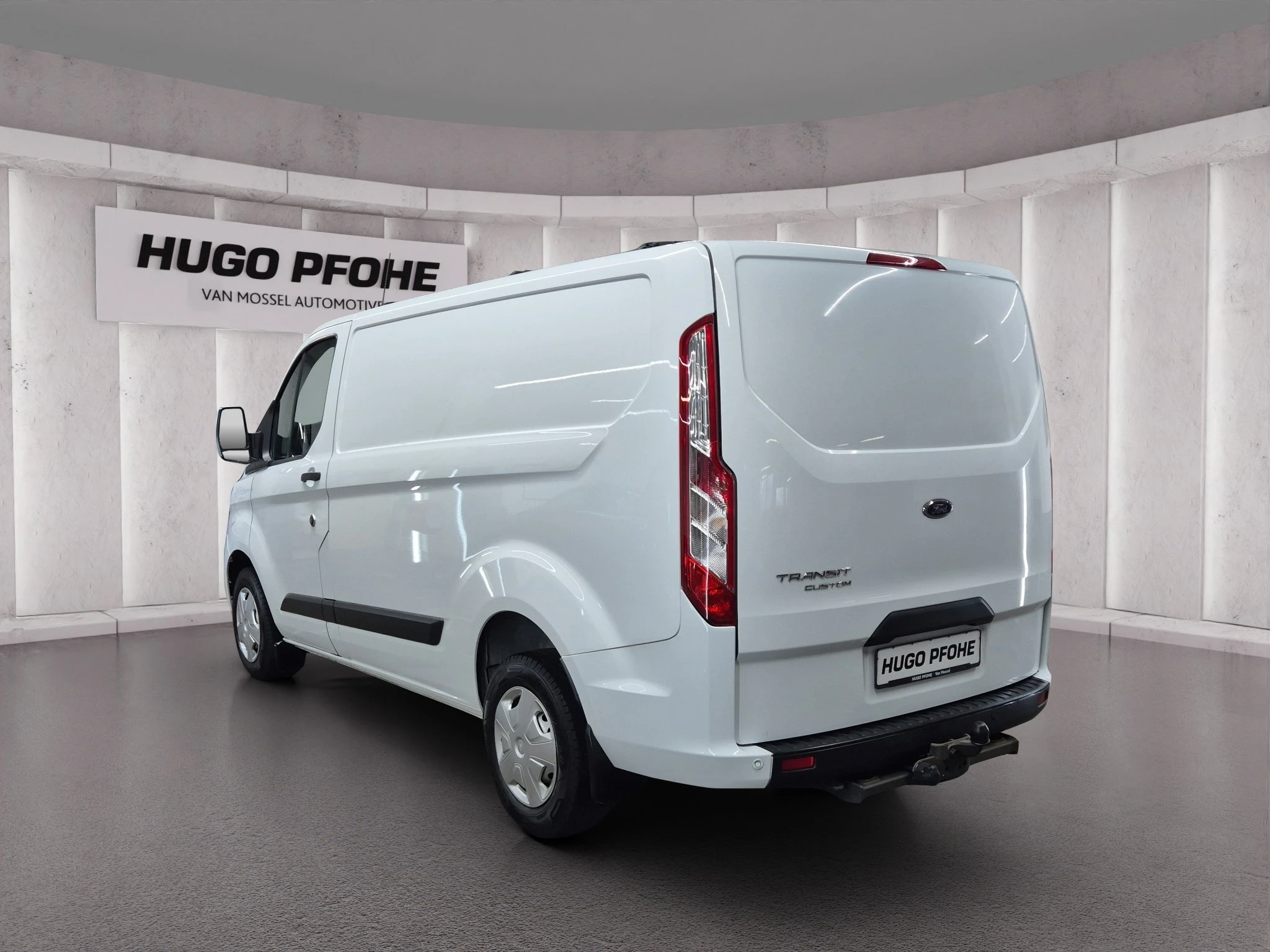 Ford-Transit Custom-image-2