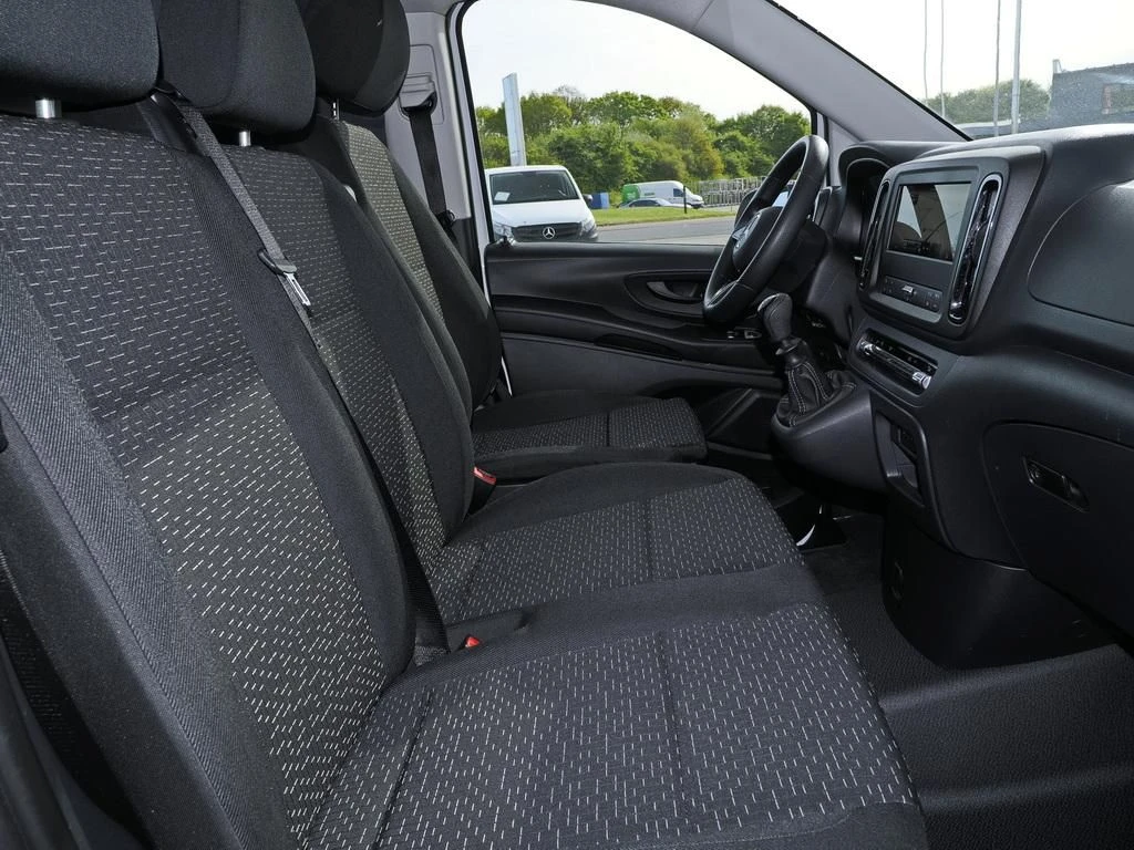 Mercedes-Benz-Vito 116-image-12