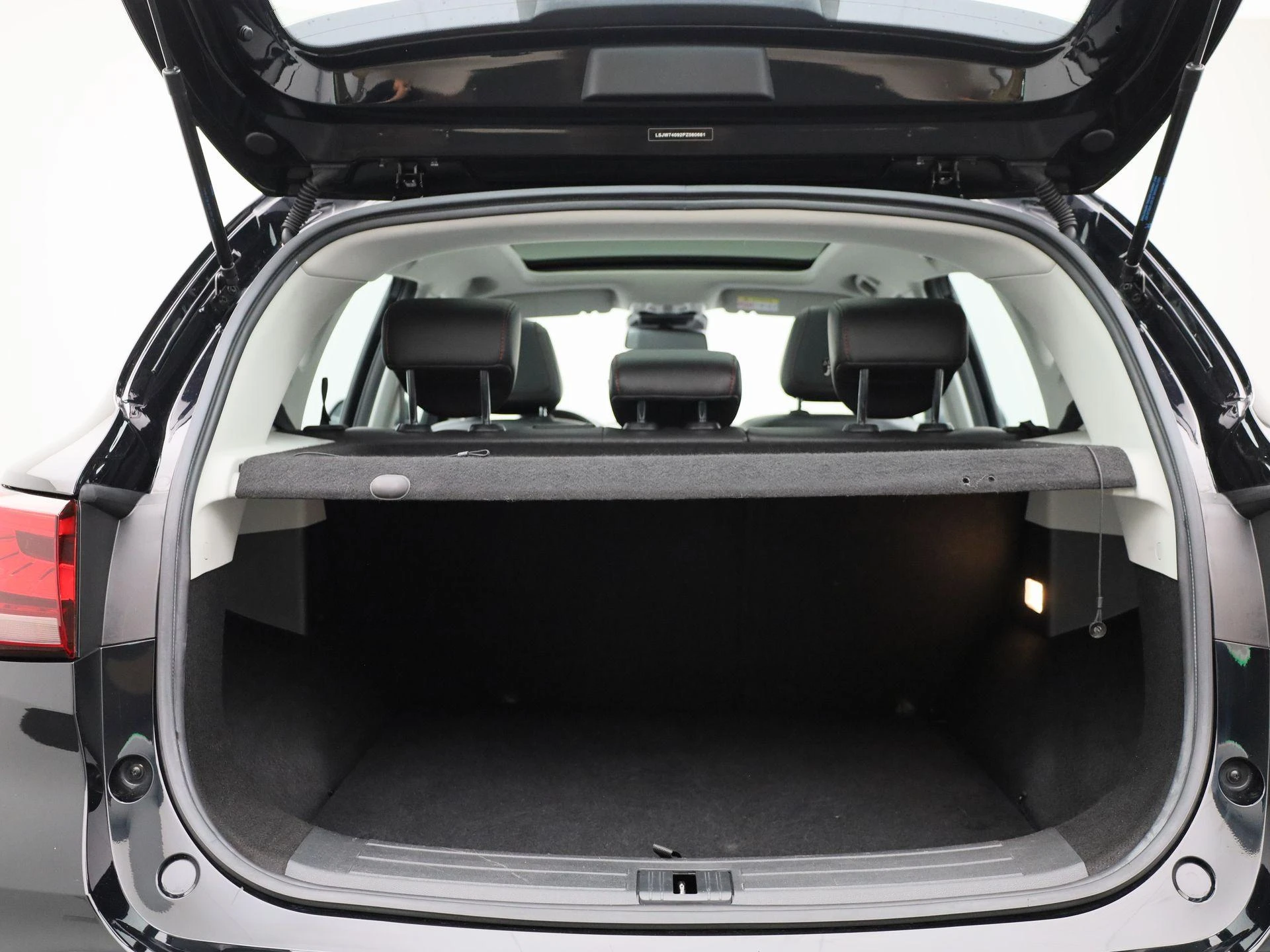 MG ZS EV Long Range Luxury 70 kWh
