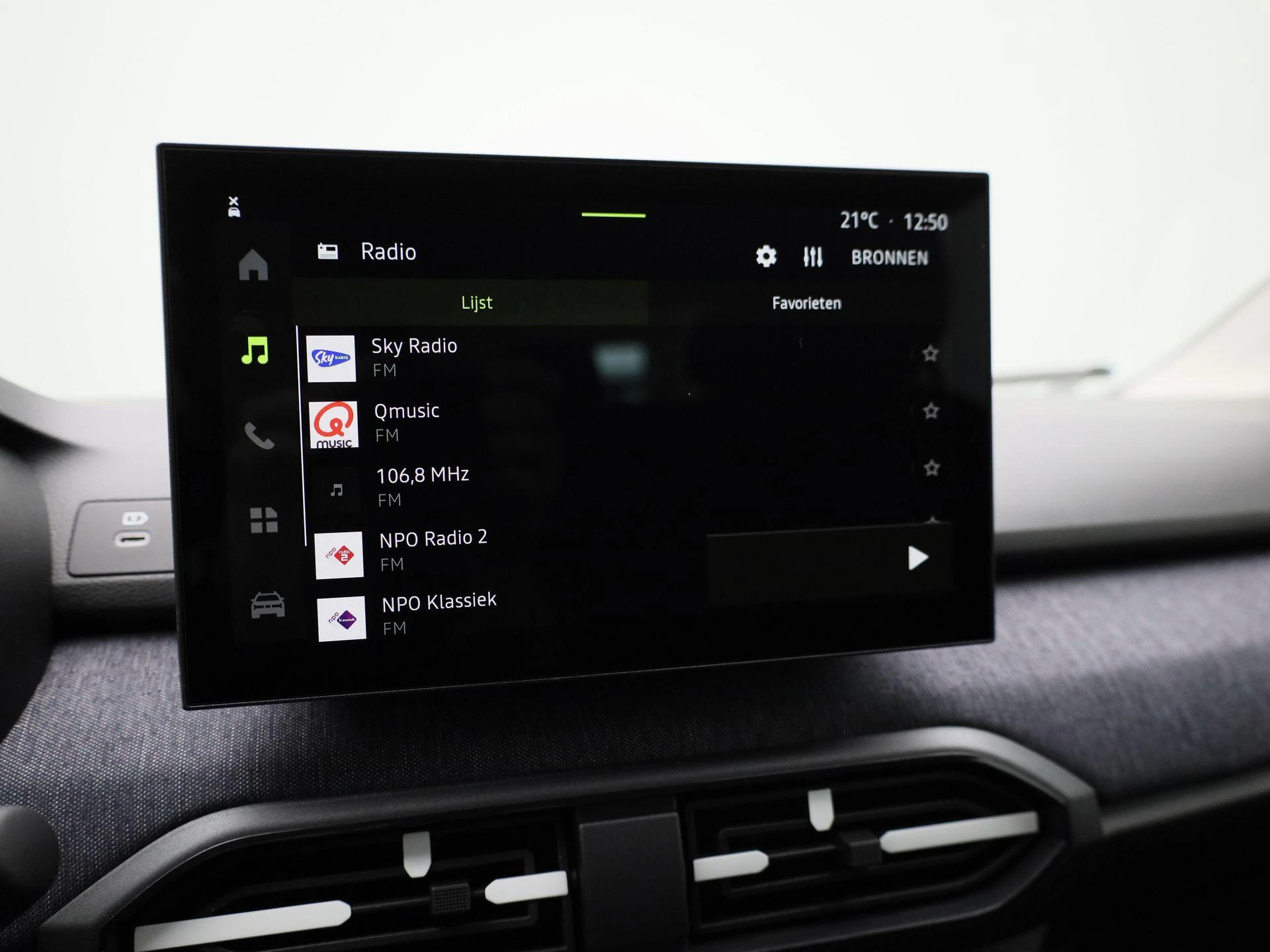 Dacia-Sandero-image-15