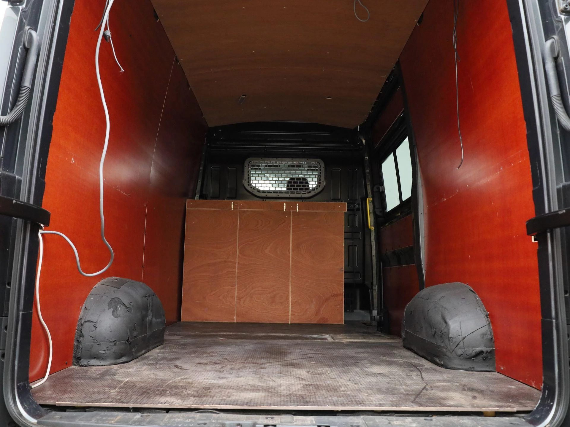 Volkswagen-Crafter-image-17