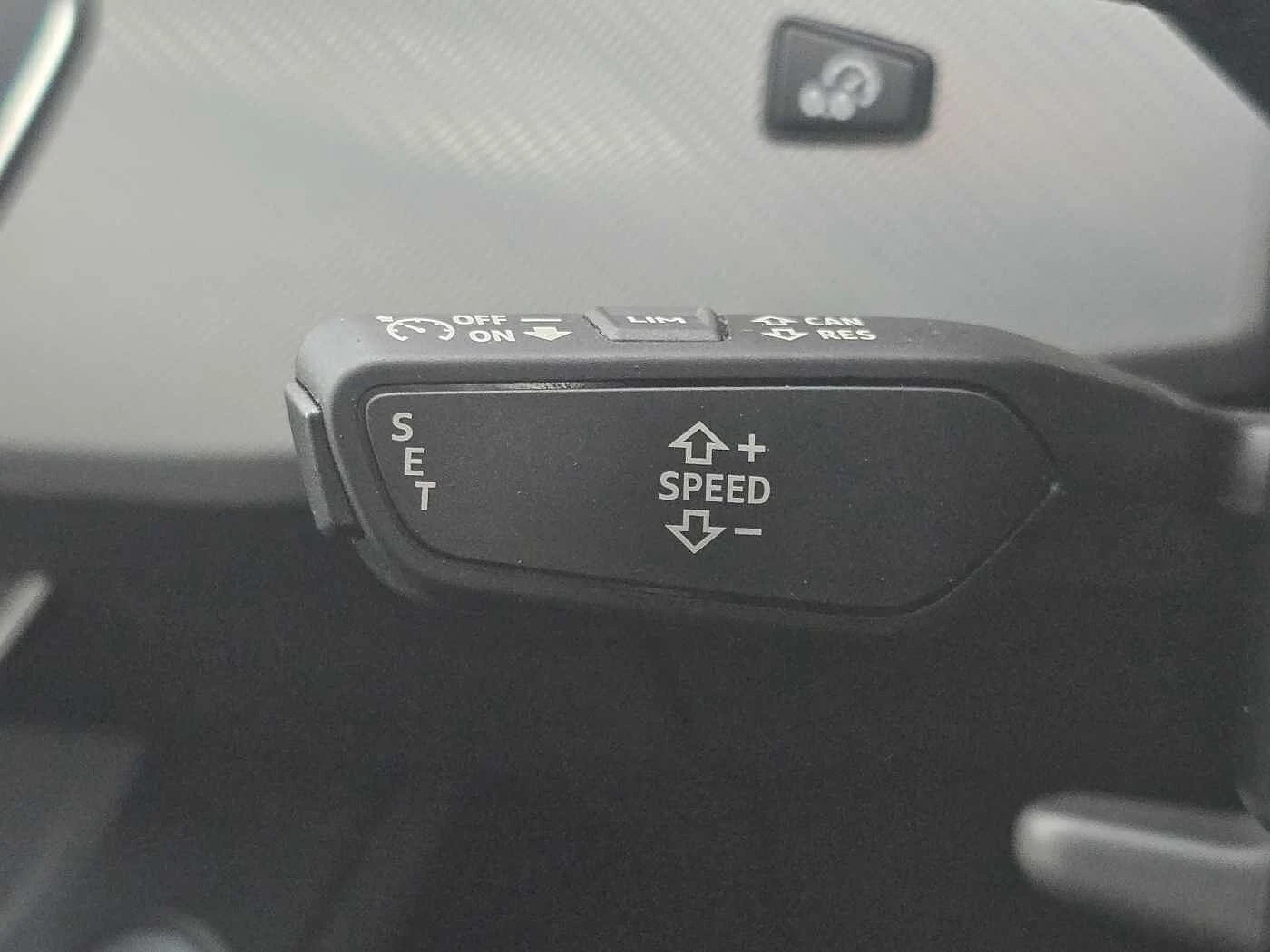 Audi-A4-image-27