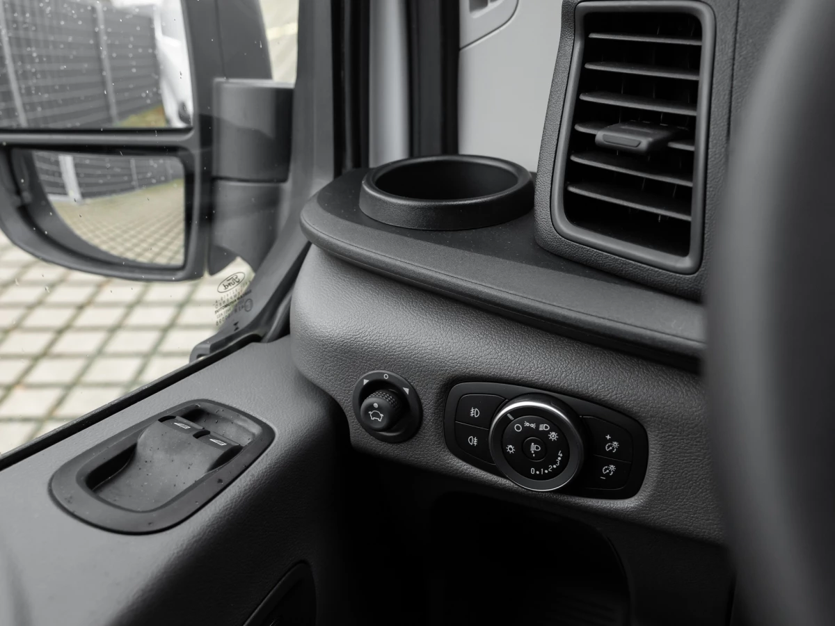 Ford-Transit-image-17
