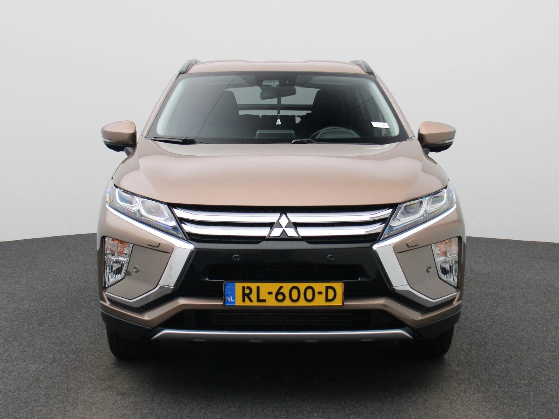 Mitsubishi-Eclipse Cross-image-2
