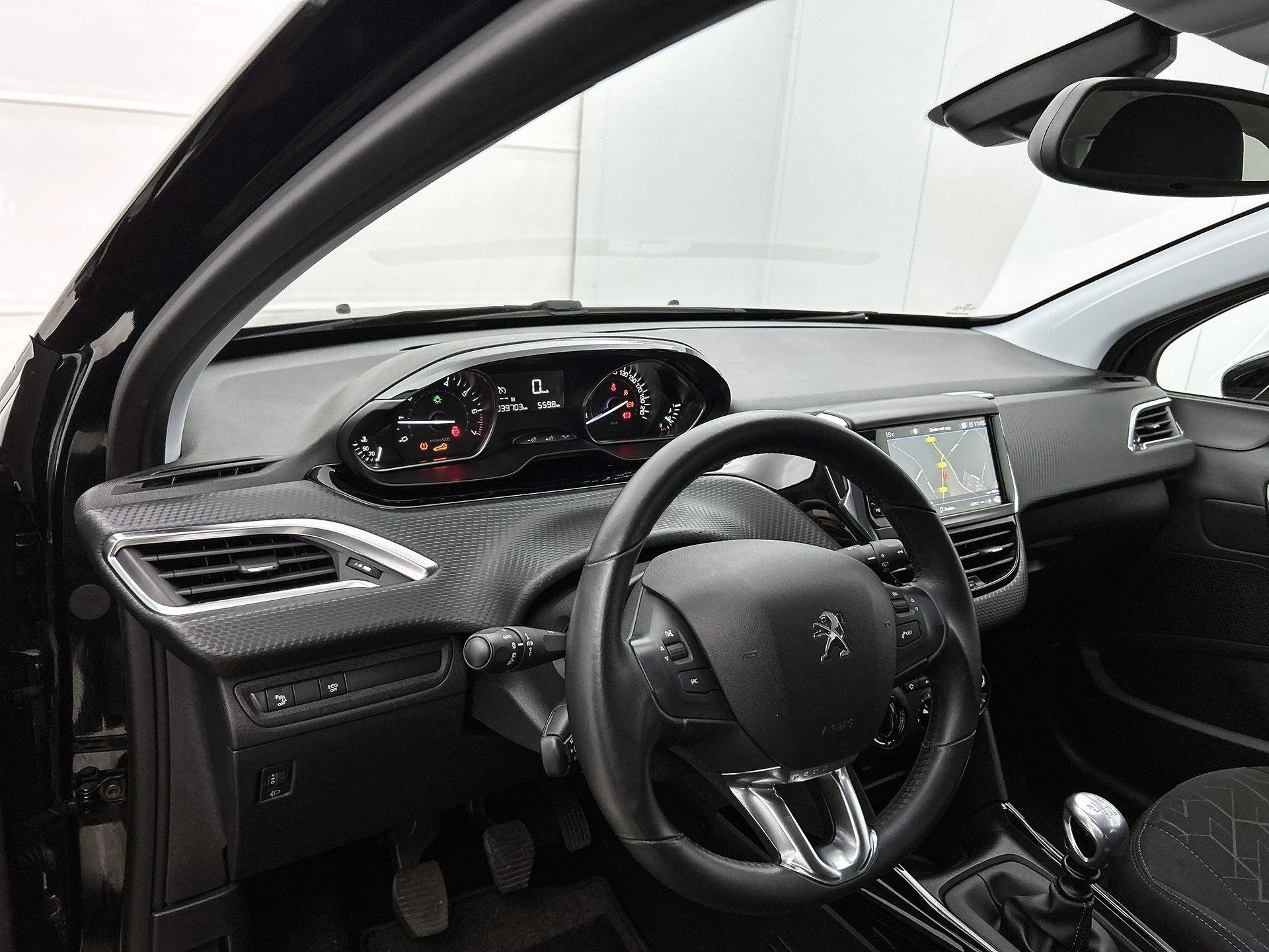 Peugeot-2008-image-16