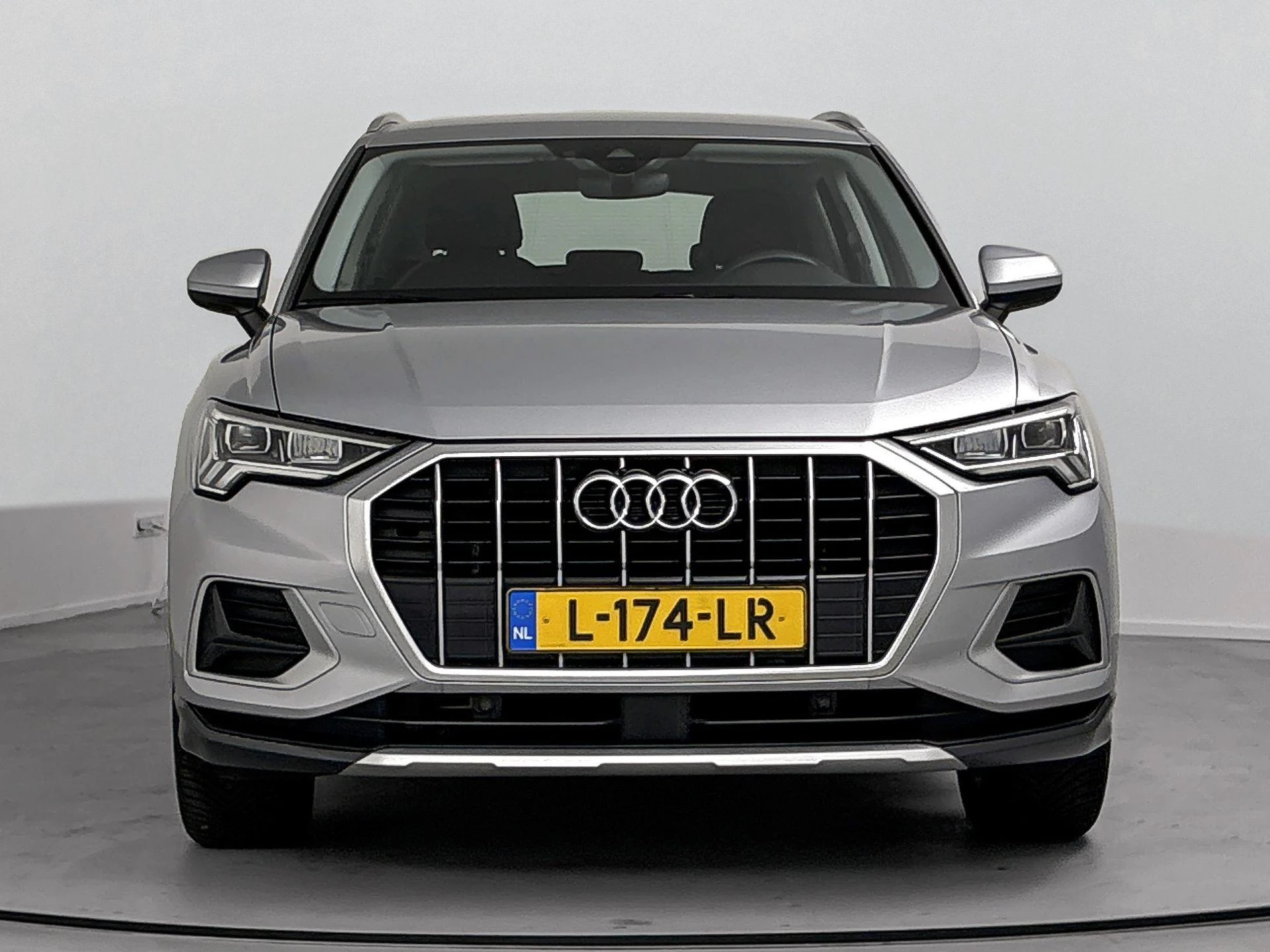Audi-Q3-image-4