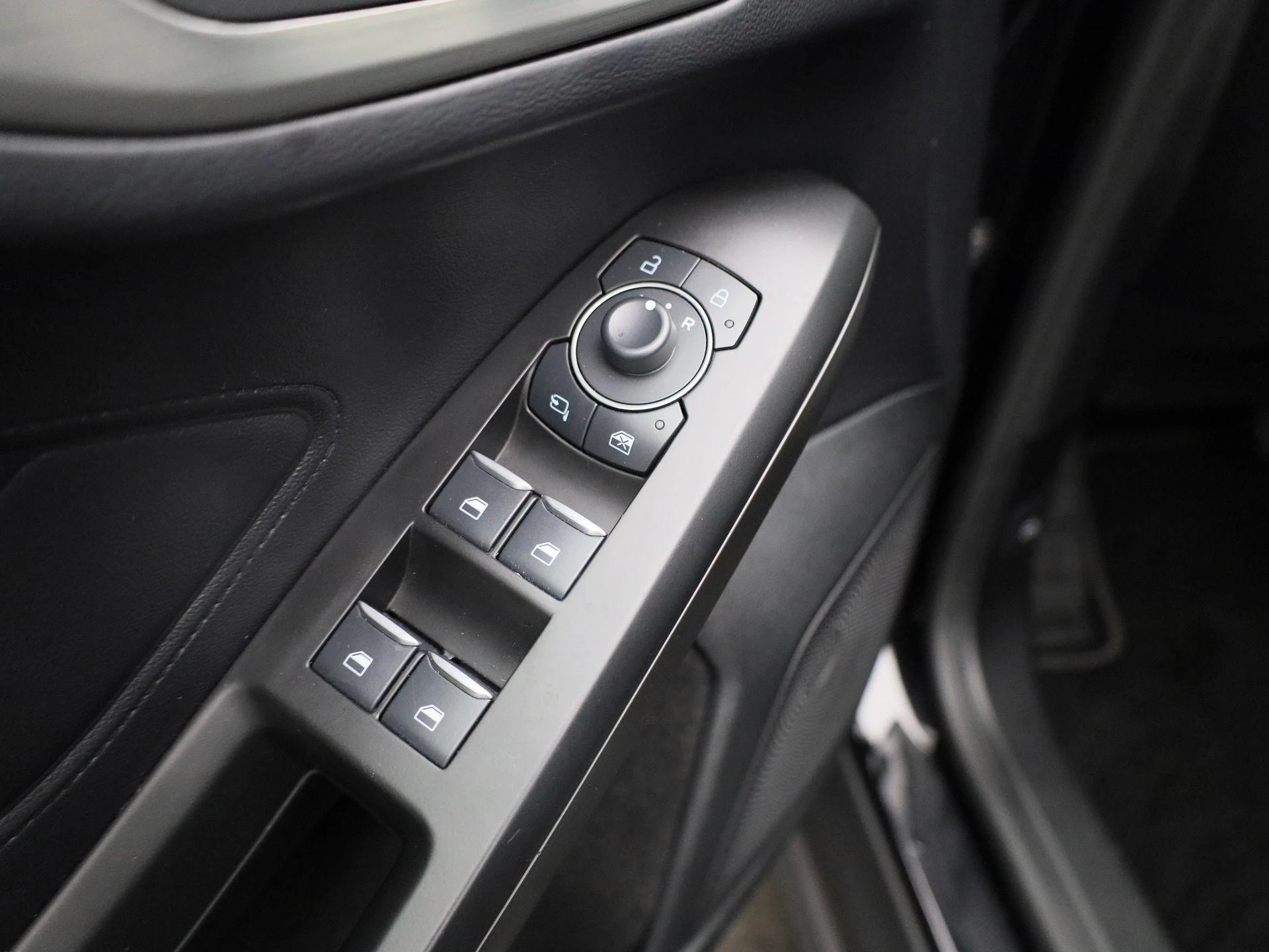Ford-Focus-image-25