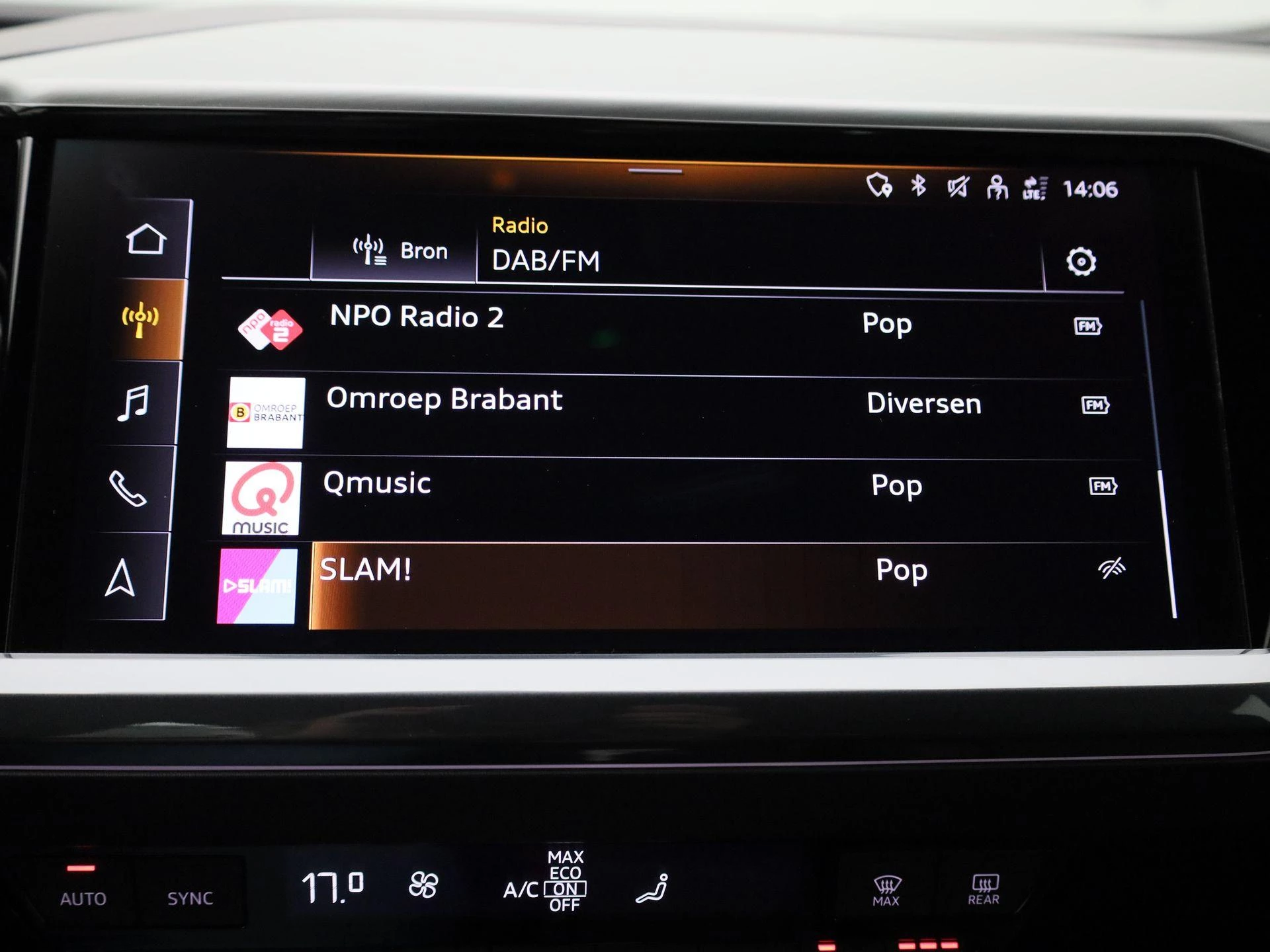 Audi-Q4 e-tron-image-22
