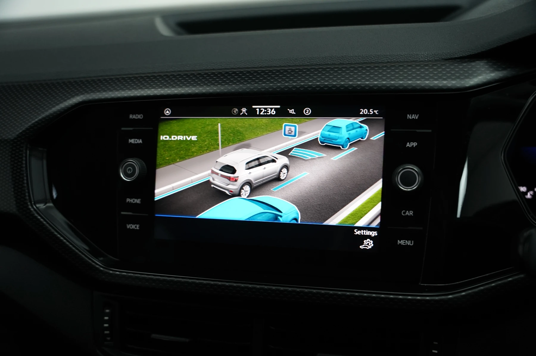Volkswagen-T-Cross-image-30
