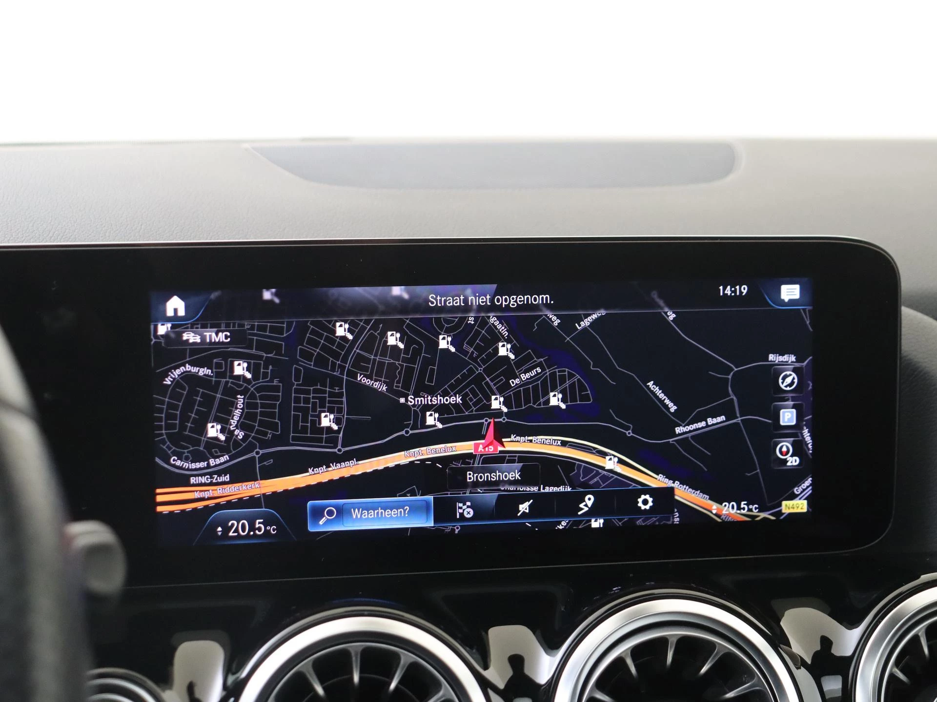Mercedes-Benz-B-Klasse-image-16