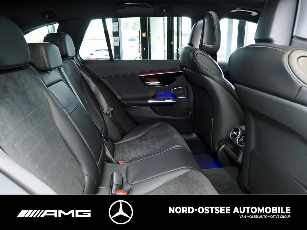 Mercedes-Benz C-Klasse 200 T AMG NIGHT PANO AHK DISTRONIC DIGITAL-L. AMG Line