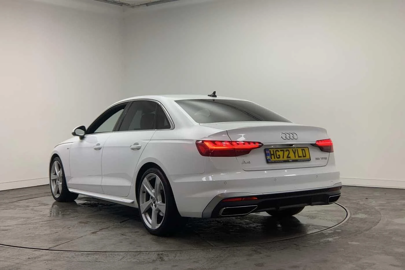 Audi-A4-image-2