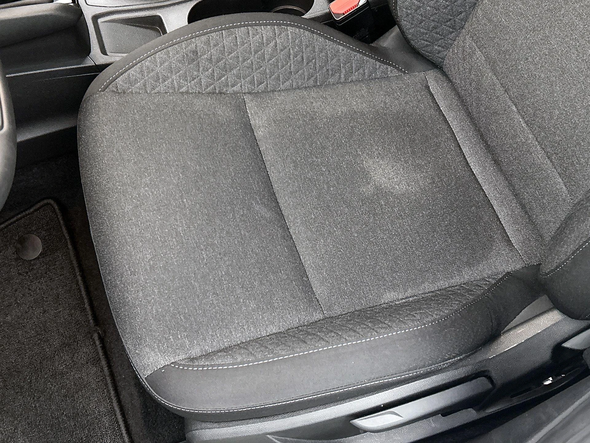 Renault-Clio-image-13