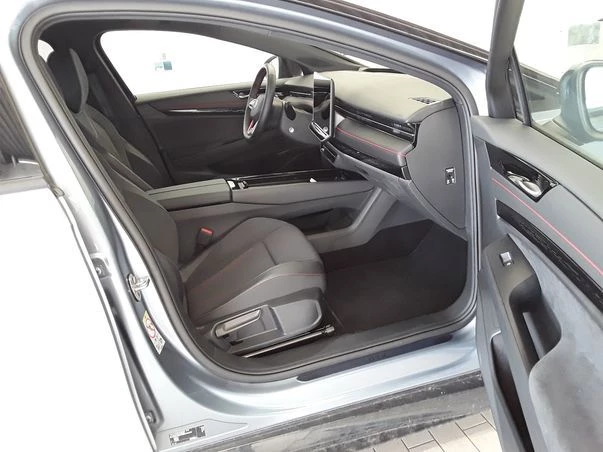 Volkswagen ID.7 GTX Tourer 4Motion Wärmepumpe, AHK, IDN