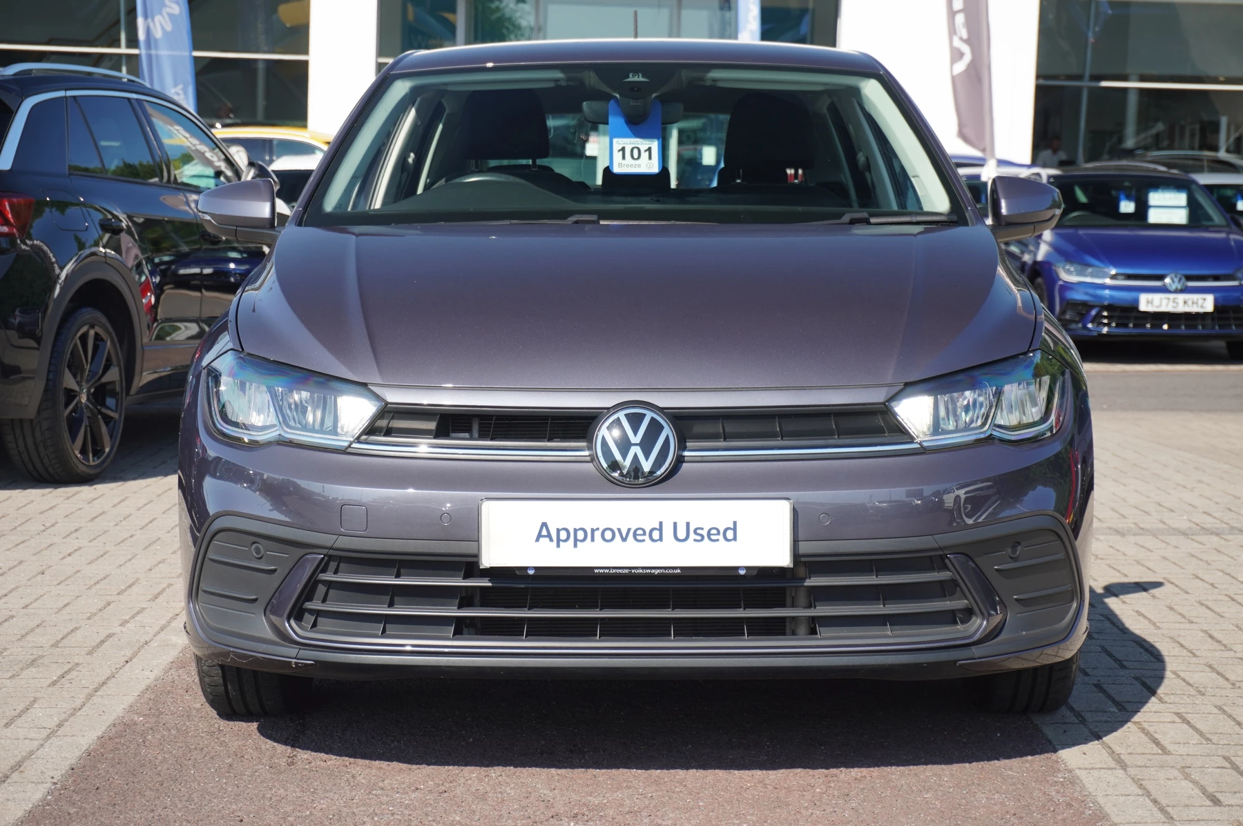 Volkswagen-Polo-image-6