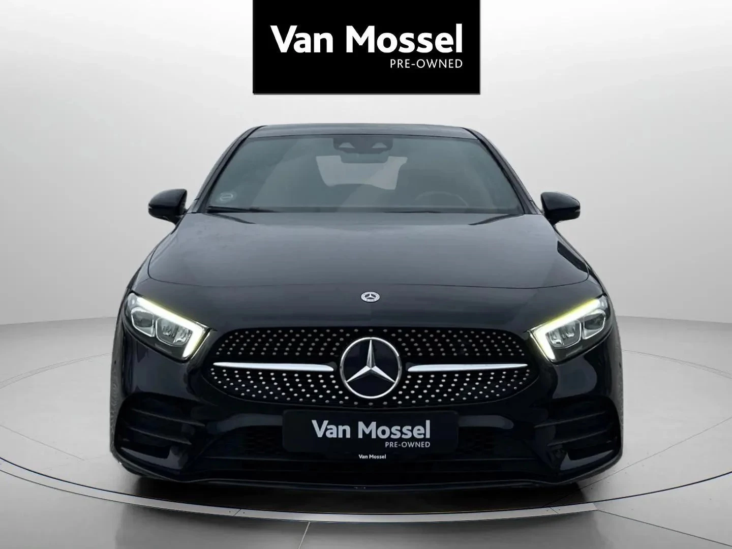 Mercedes-Benz-A-Klasse-image-1