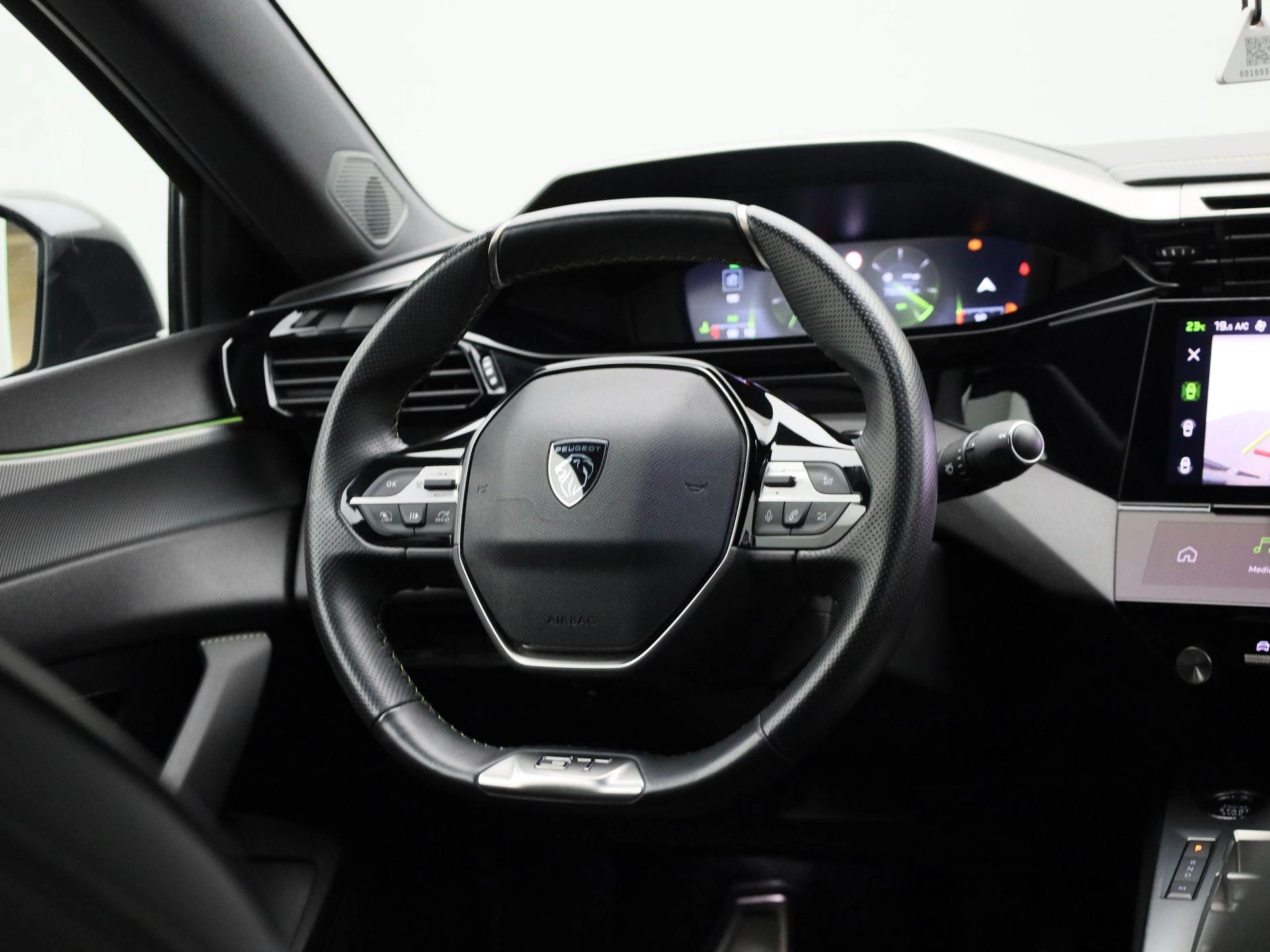 Peugeot 408 1.2 PureTech 130 S&S EAT8 GT