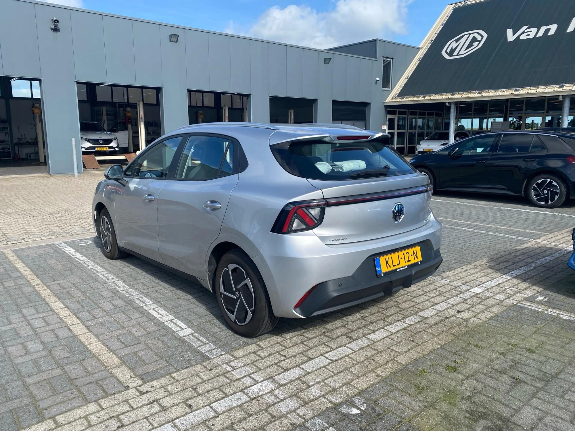 MG-MG4 EV Urban-image-2